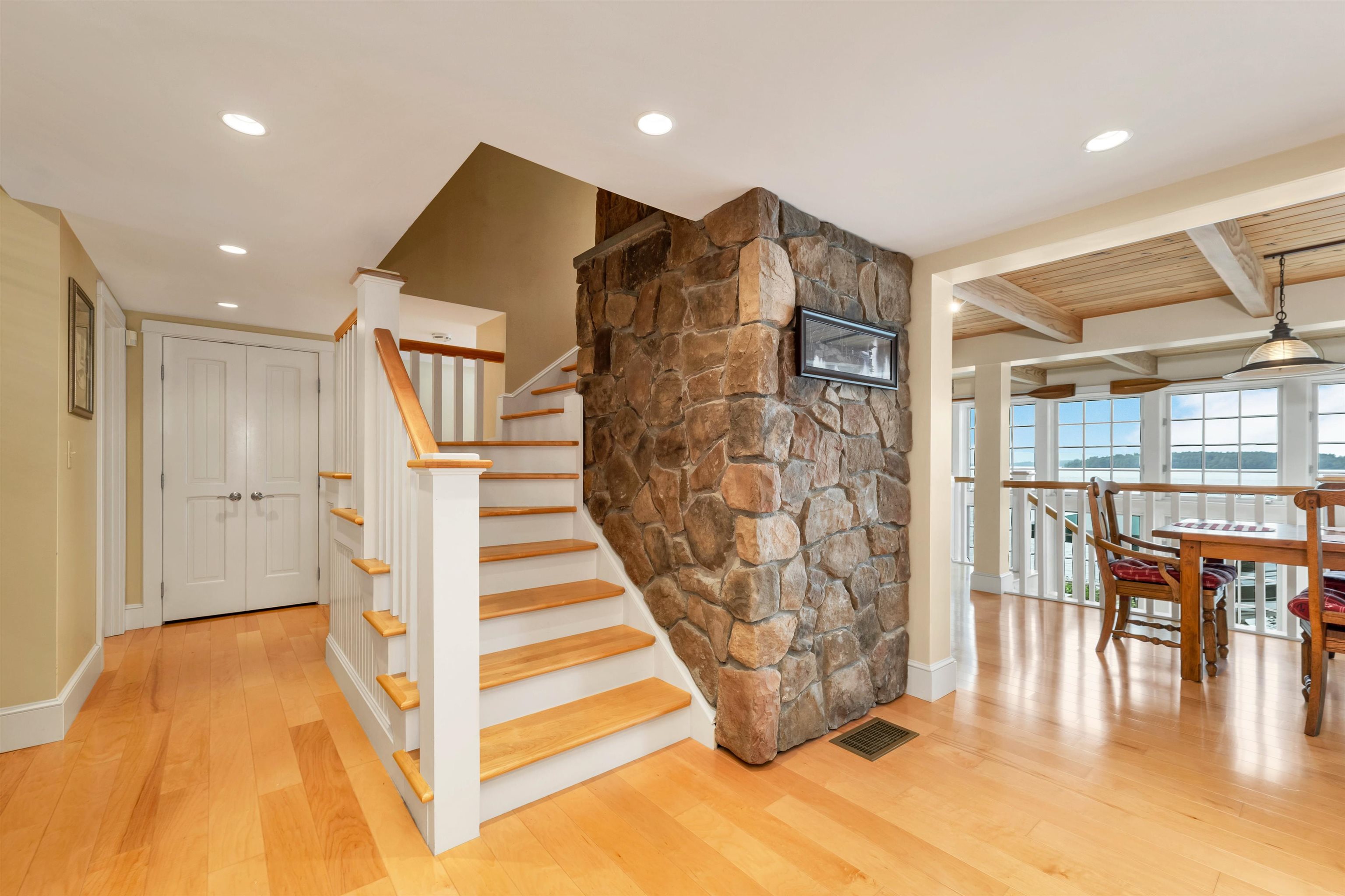 106 Varney Point Road Left
