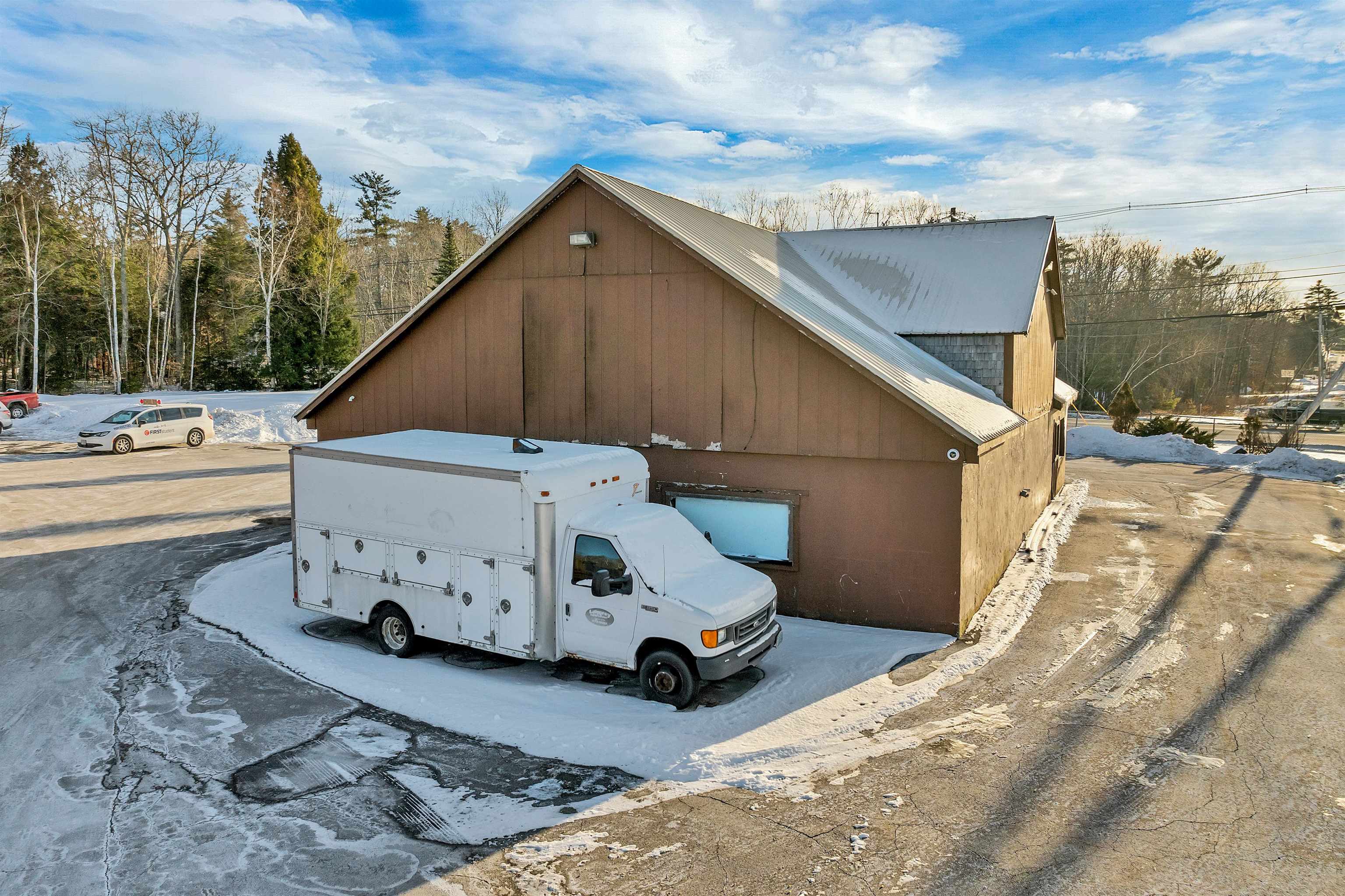 1146 Whittier Highway