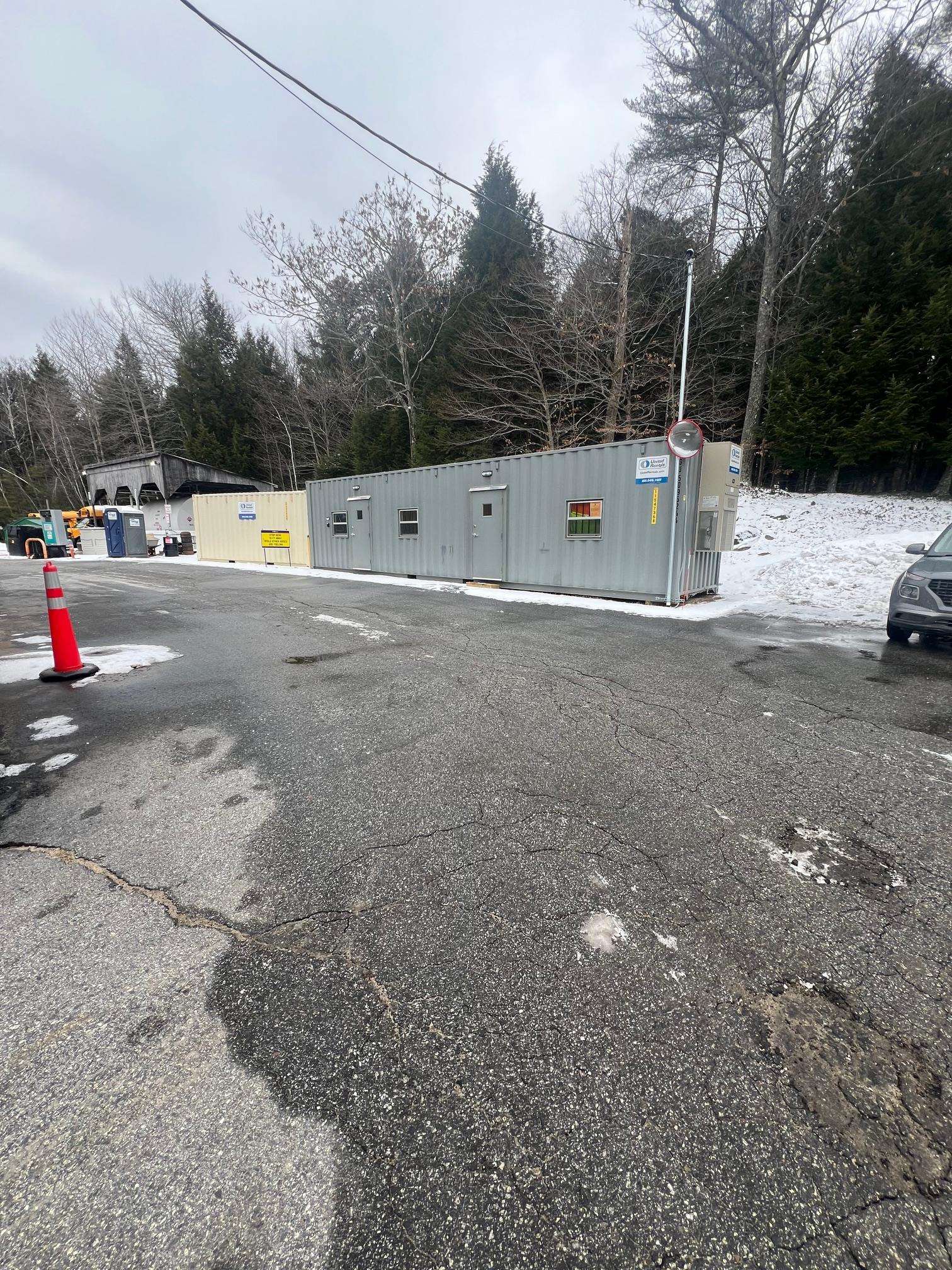 1146 Whittier Highway