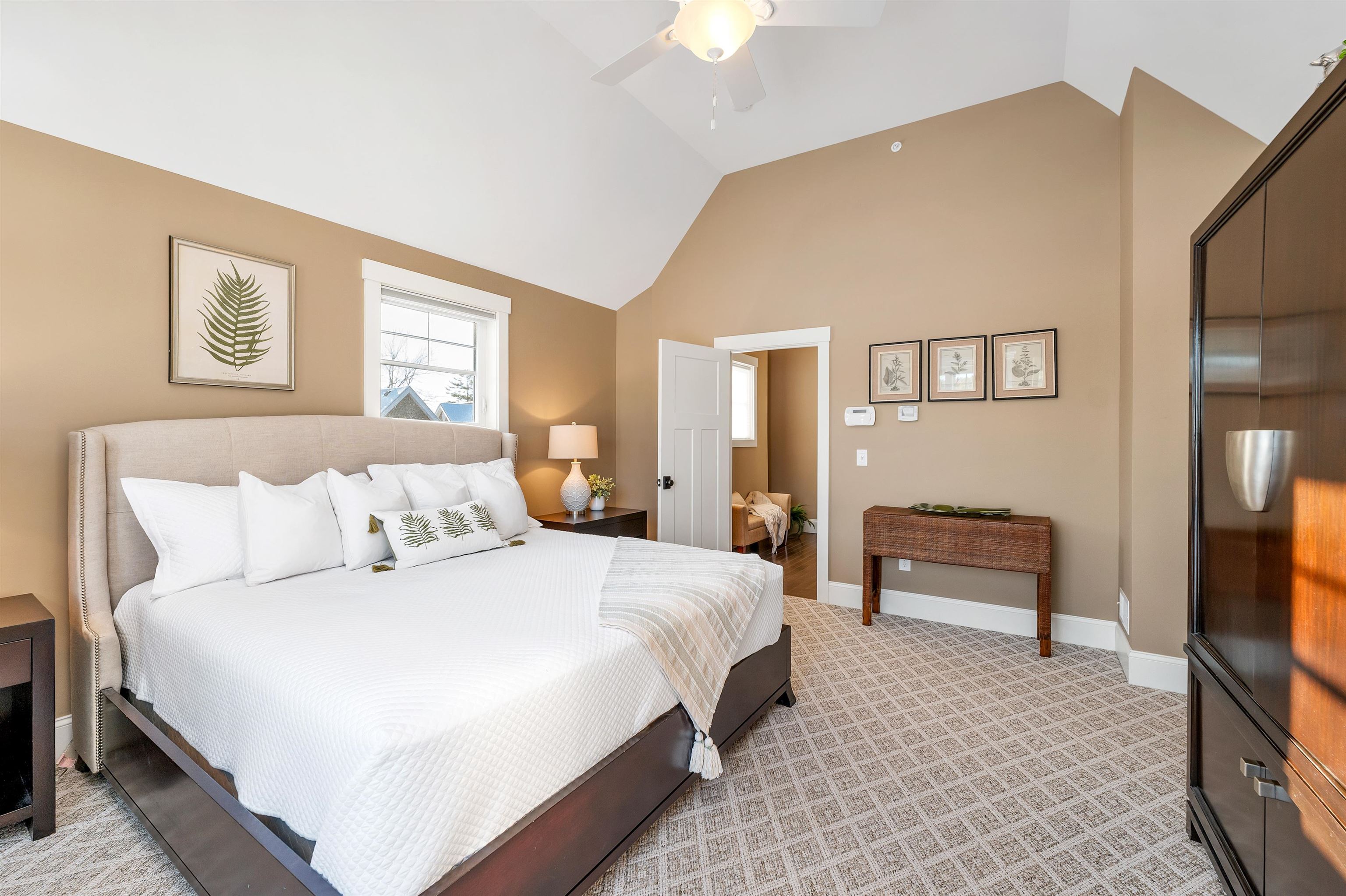 14 Island Drive Unit: 12