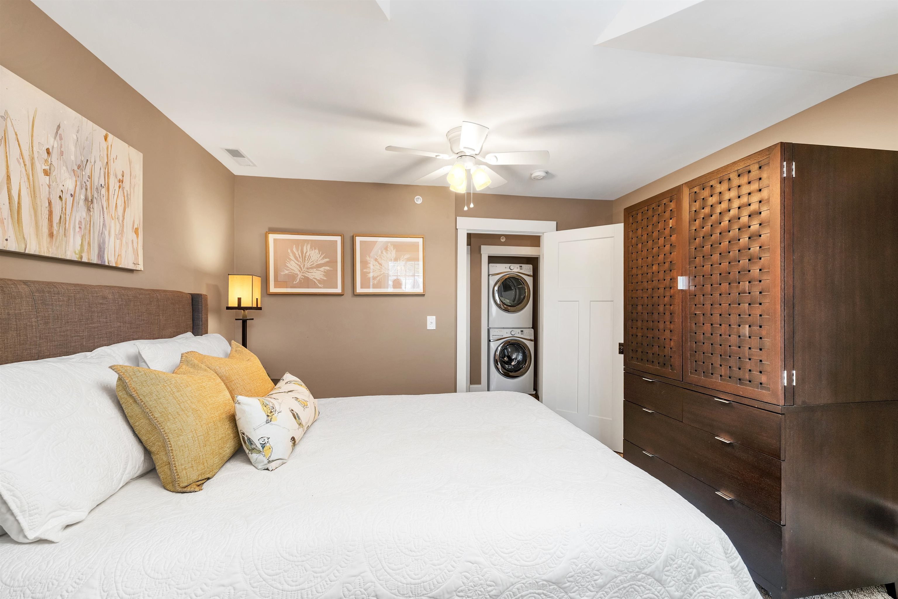 14 Island Drive Unit: 12