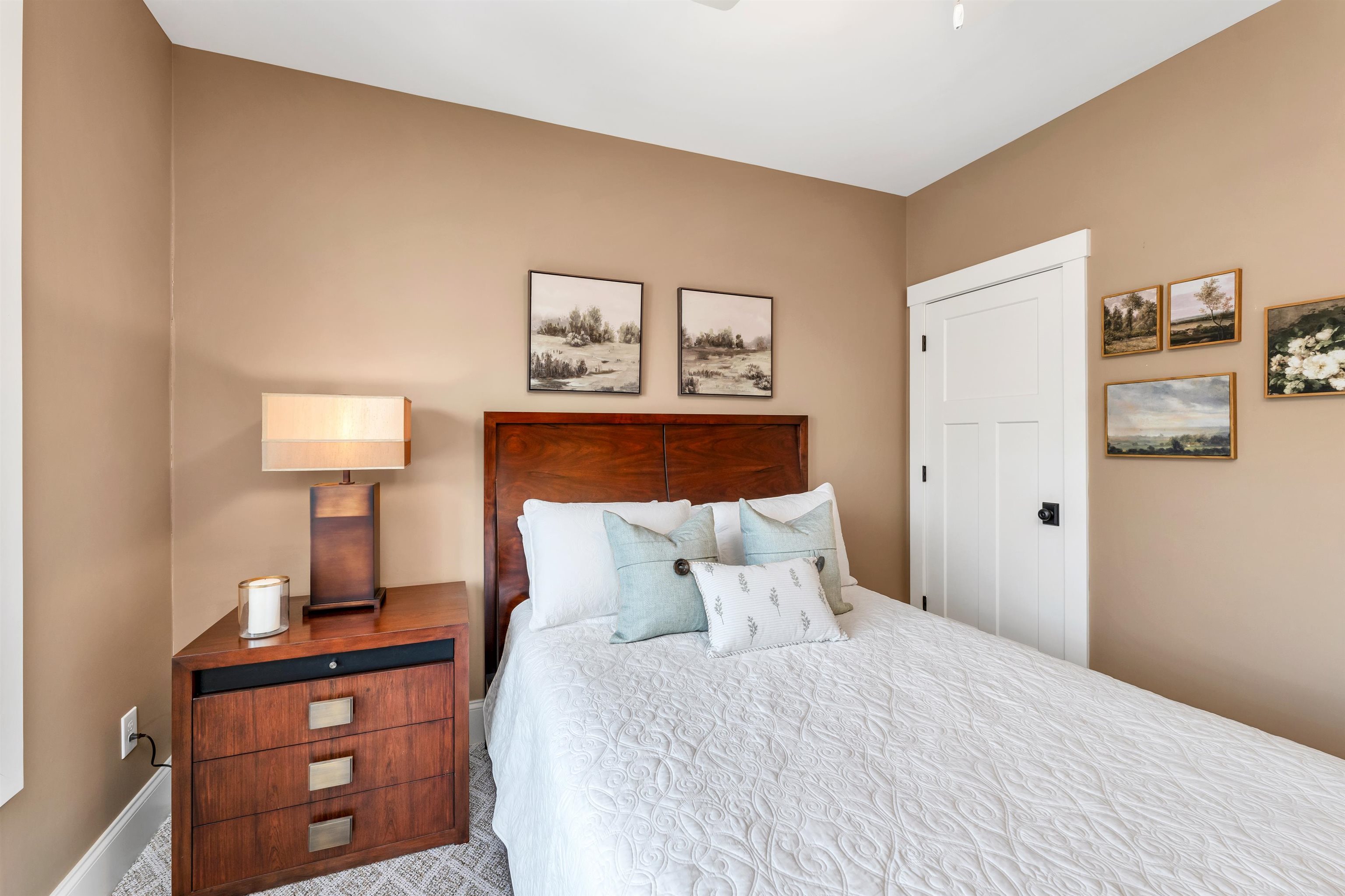 14 Island Drive Unit: 12