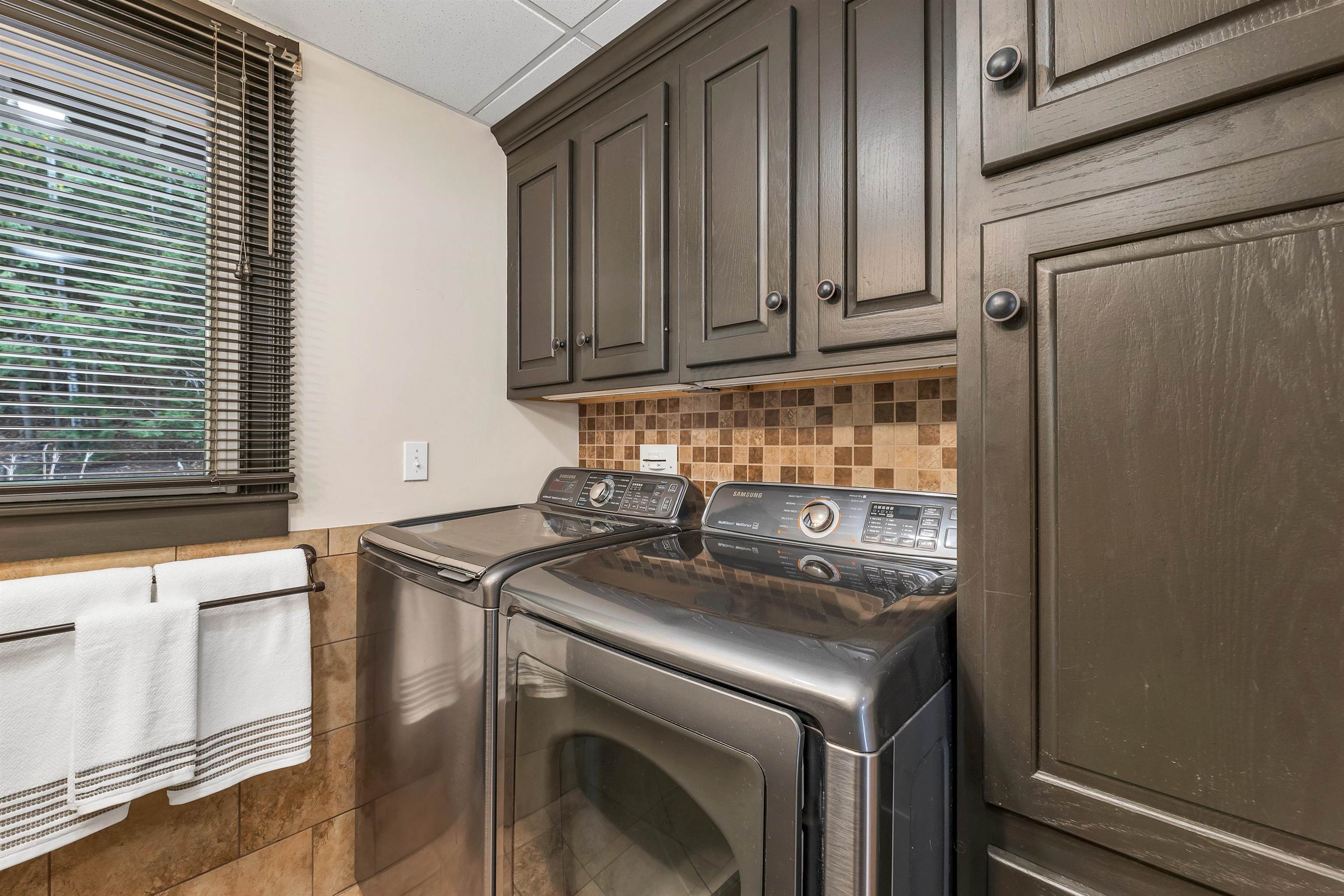 883 Weirs Boulevard Unit: 3