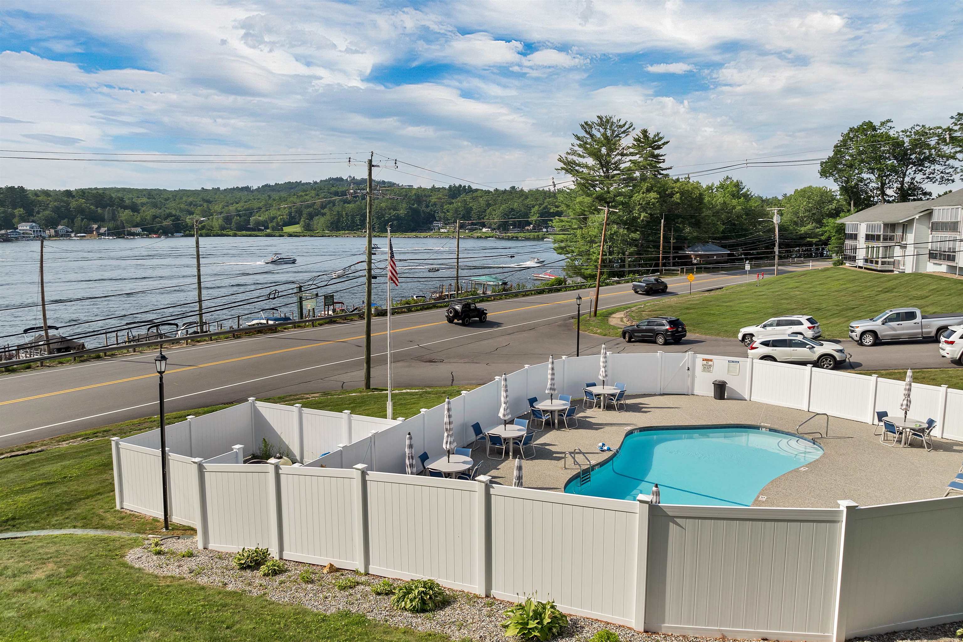 883 Weirs Boulevard Unit: 3