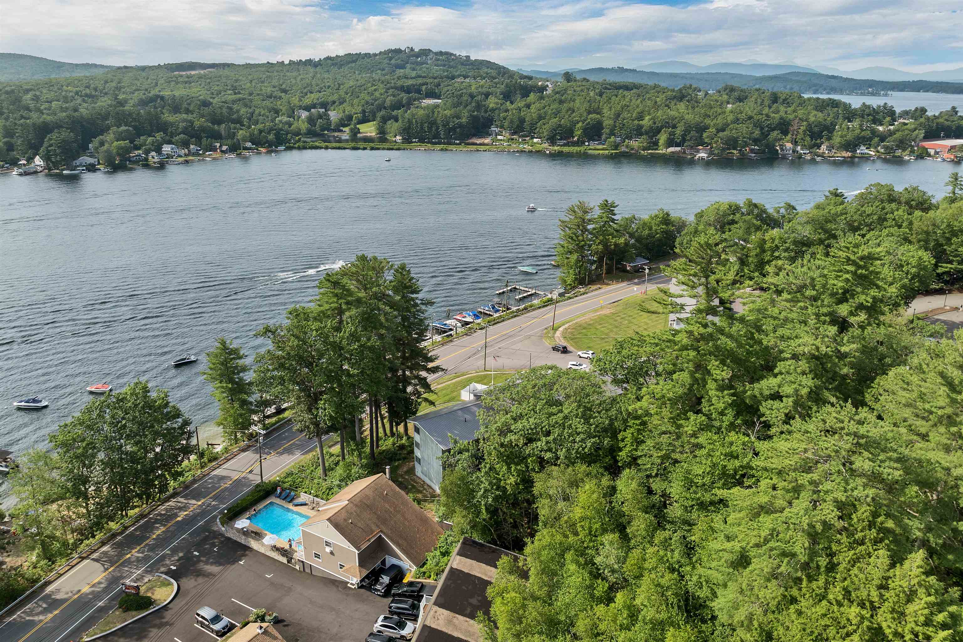 883 Weirs Boulevard Unit: 3