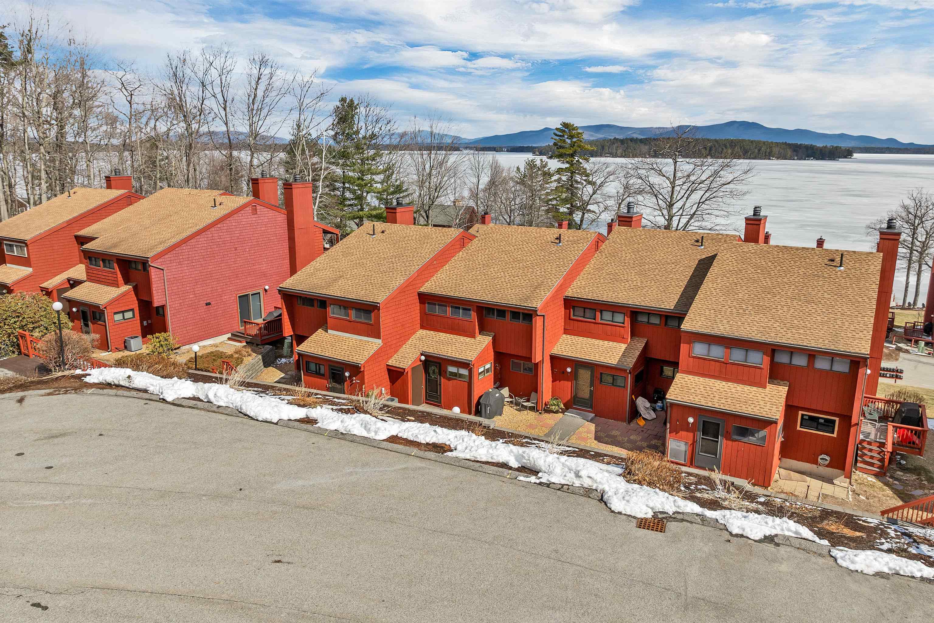 50 Scenic Drive Unit: F3