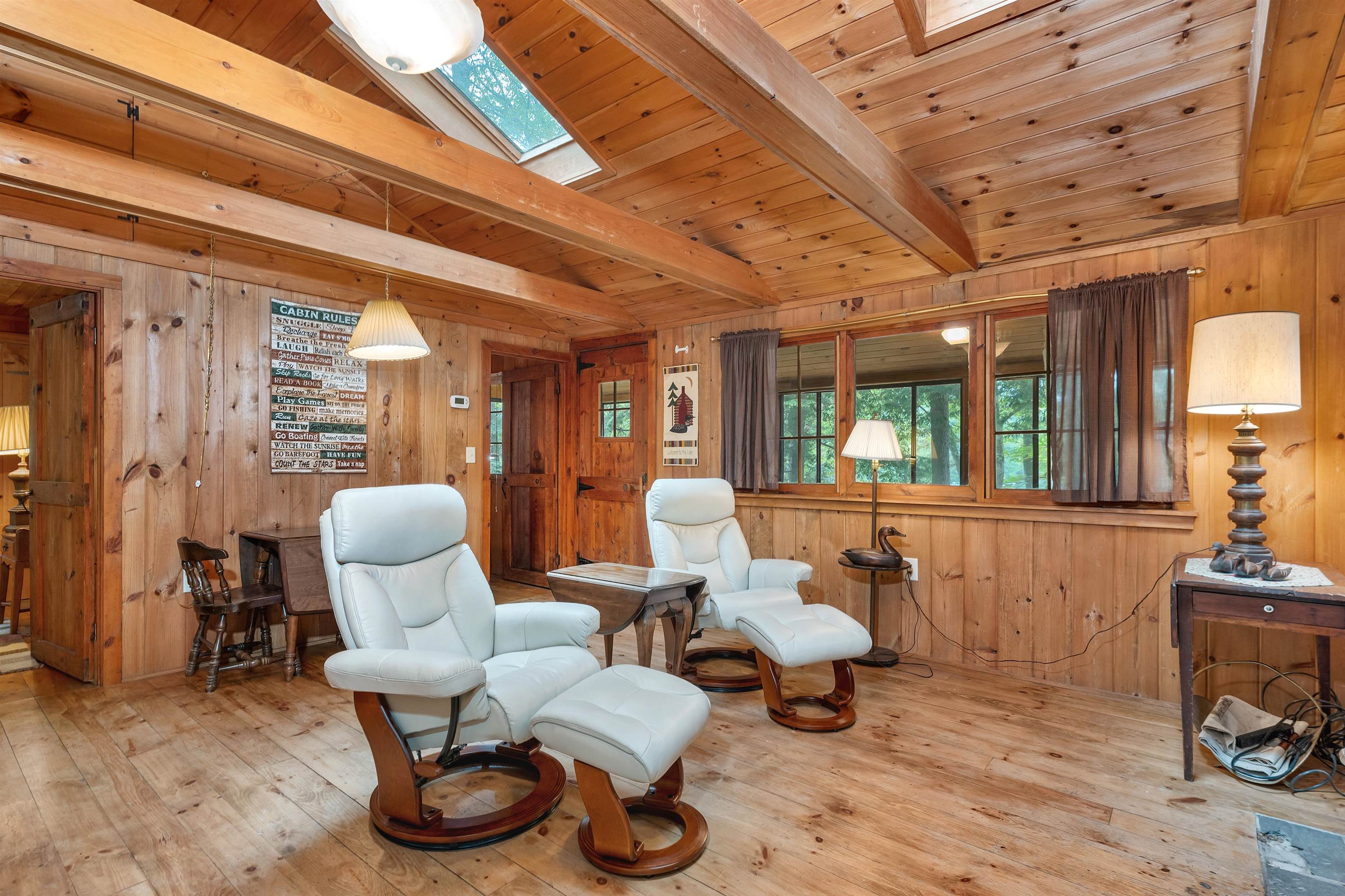 17 Laurel Glen Lane