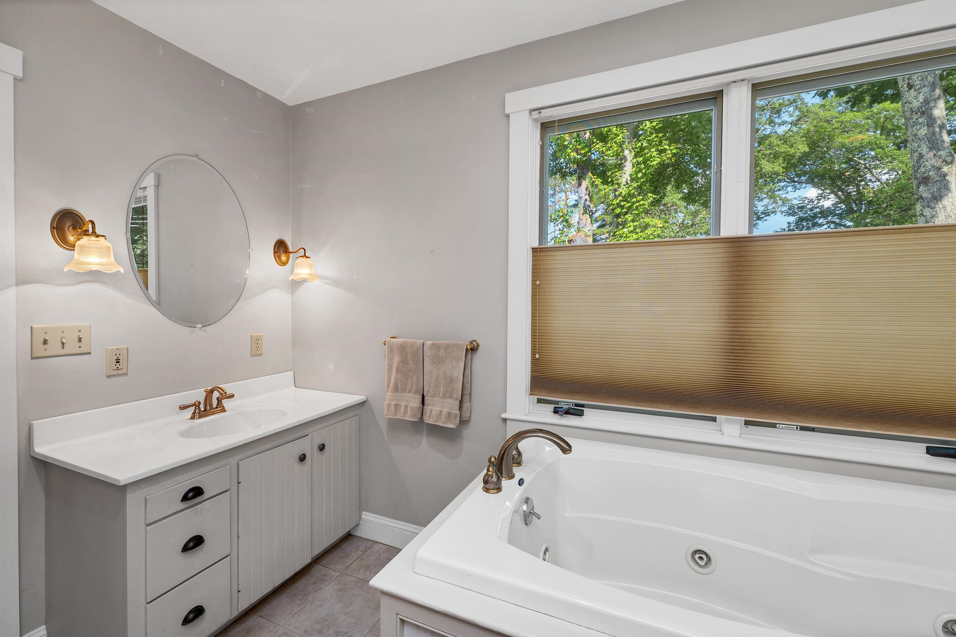 78 Belknap Point Road