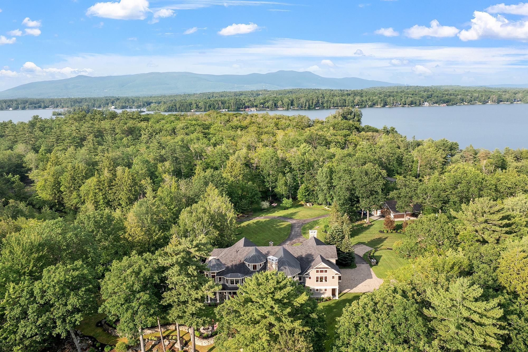 30 Leopard's Leap Road