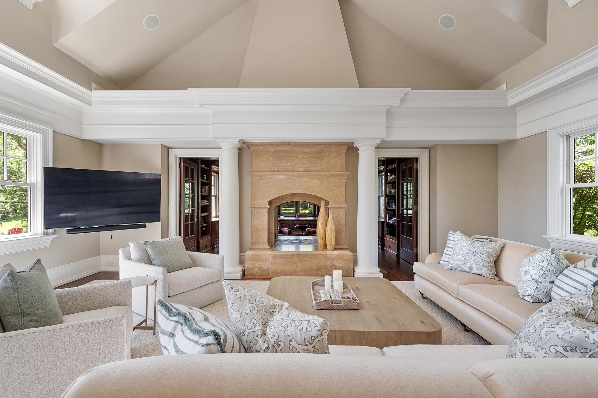 30 Leopard's Leap Road