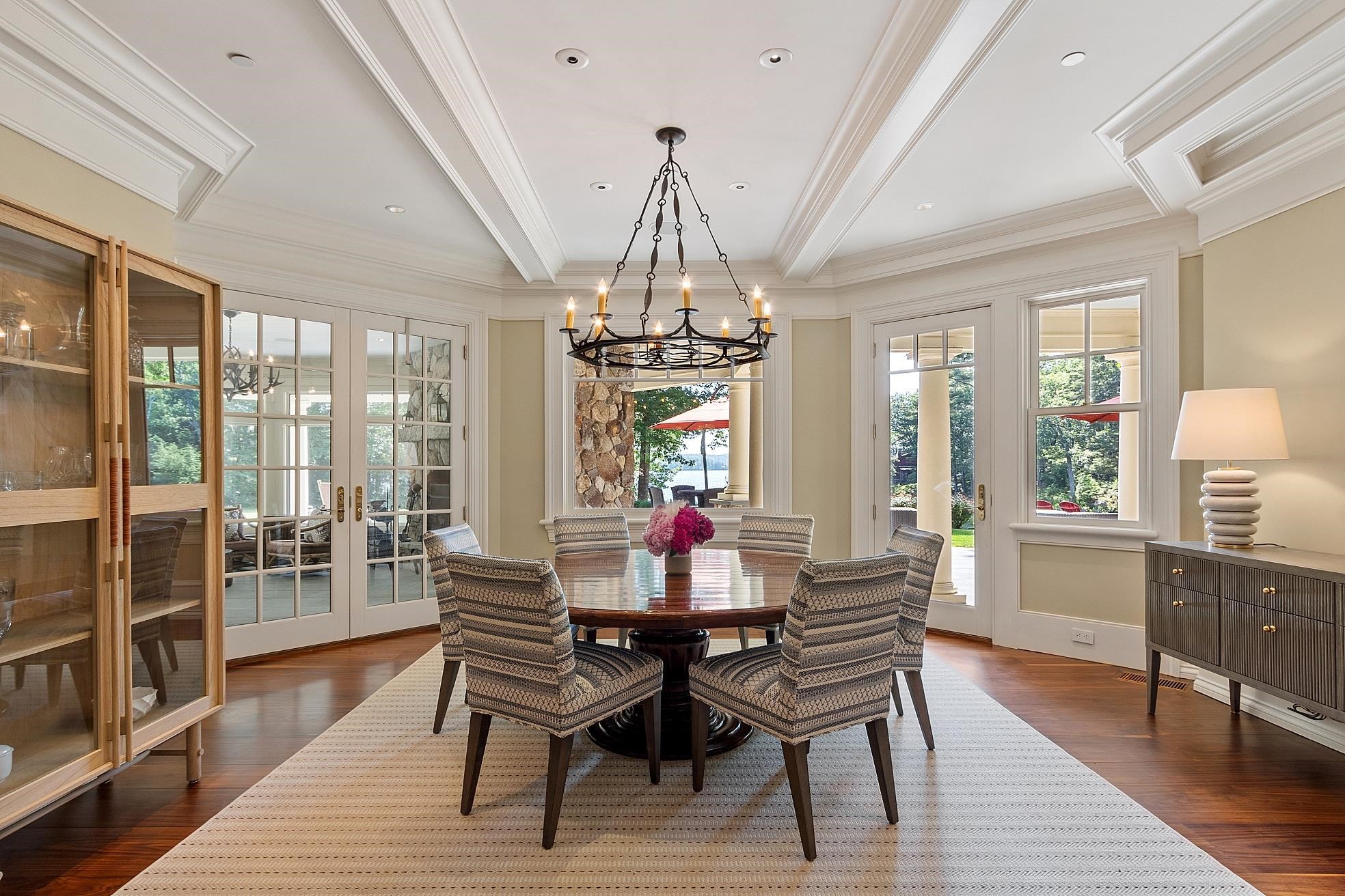 30 Leopard's Leap Road