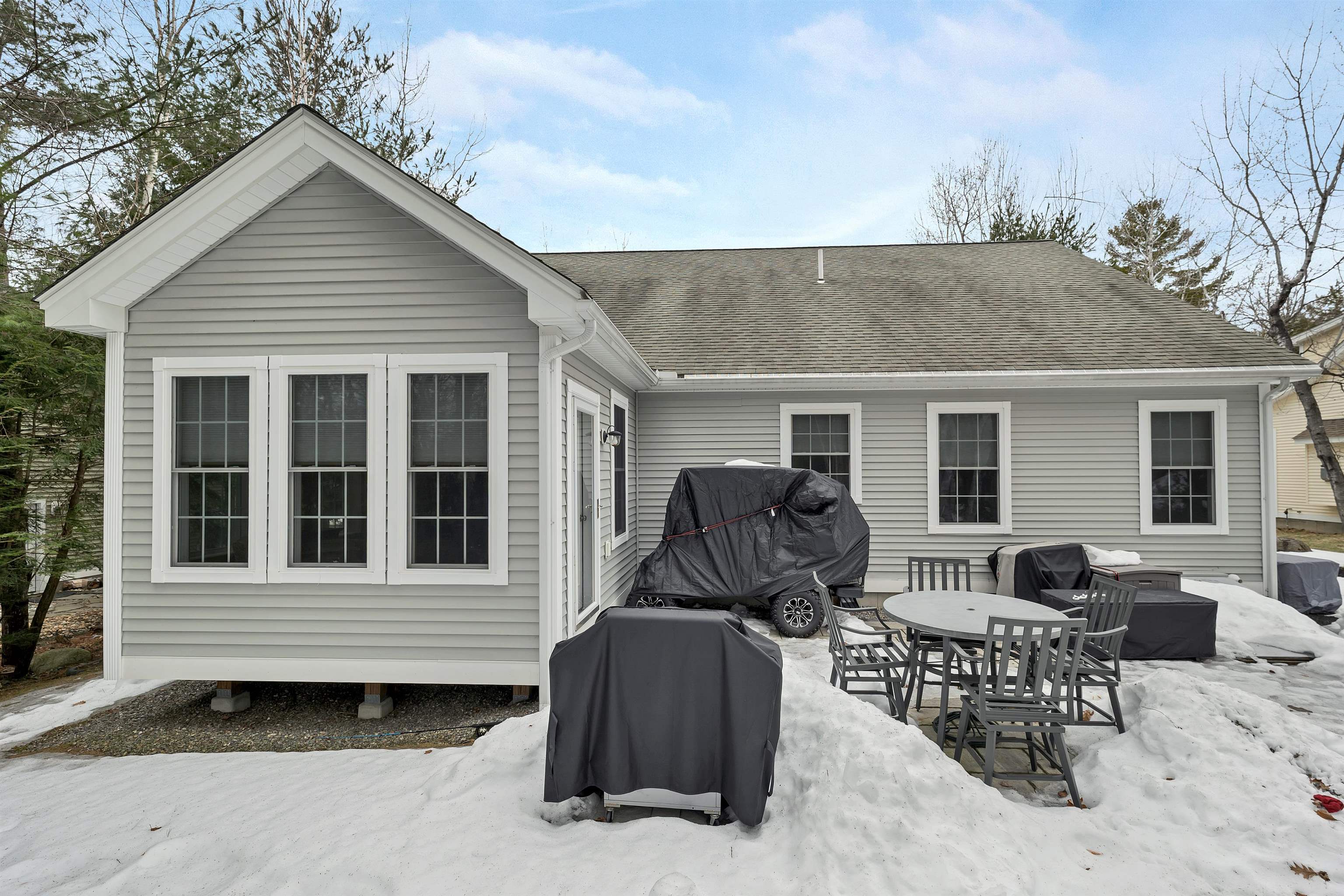 631 Outerbridge Drive