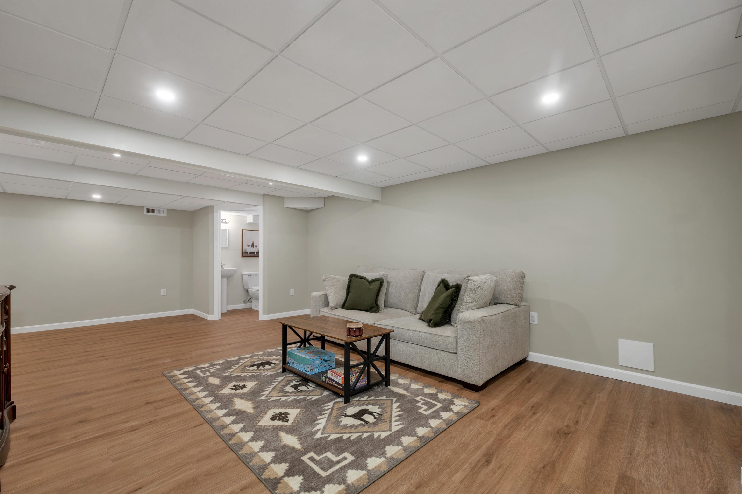 631 Outerbridge Drive