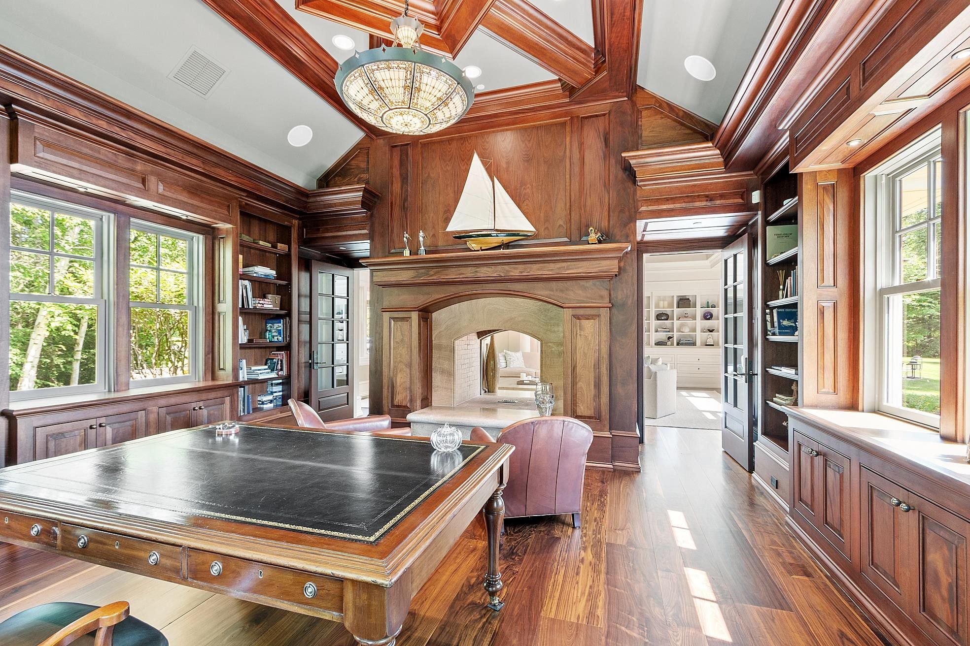 30 Leopard's Leap Road