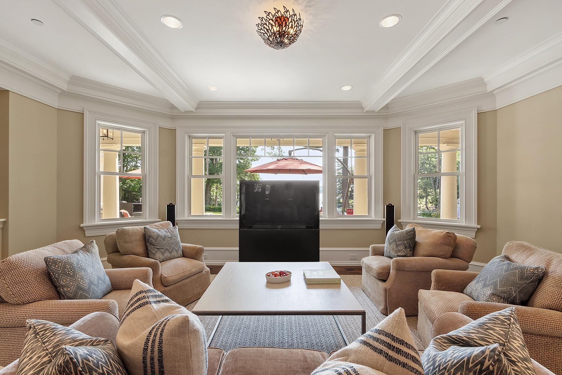 30 Leopard's Leap Road