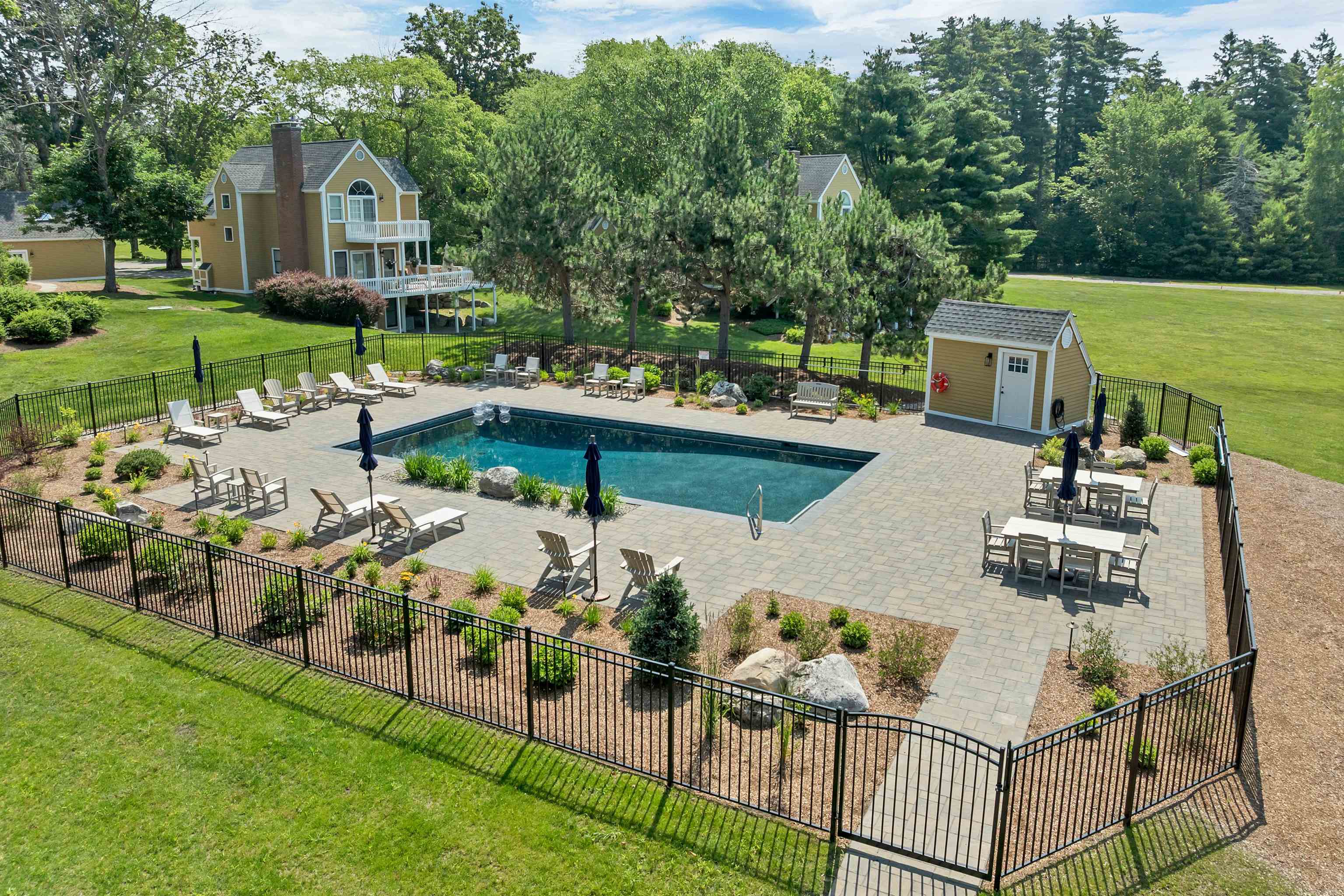 7 Windermere Road Unit: B
