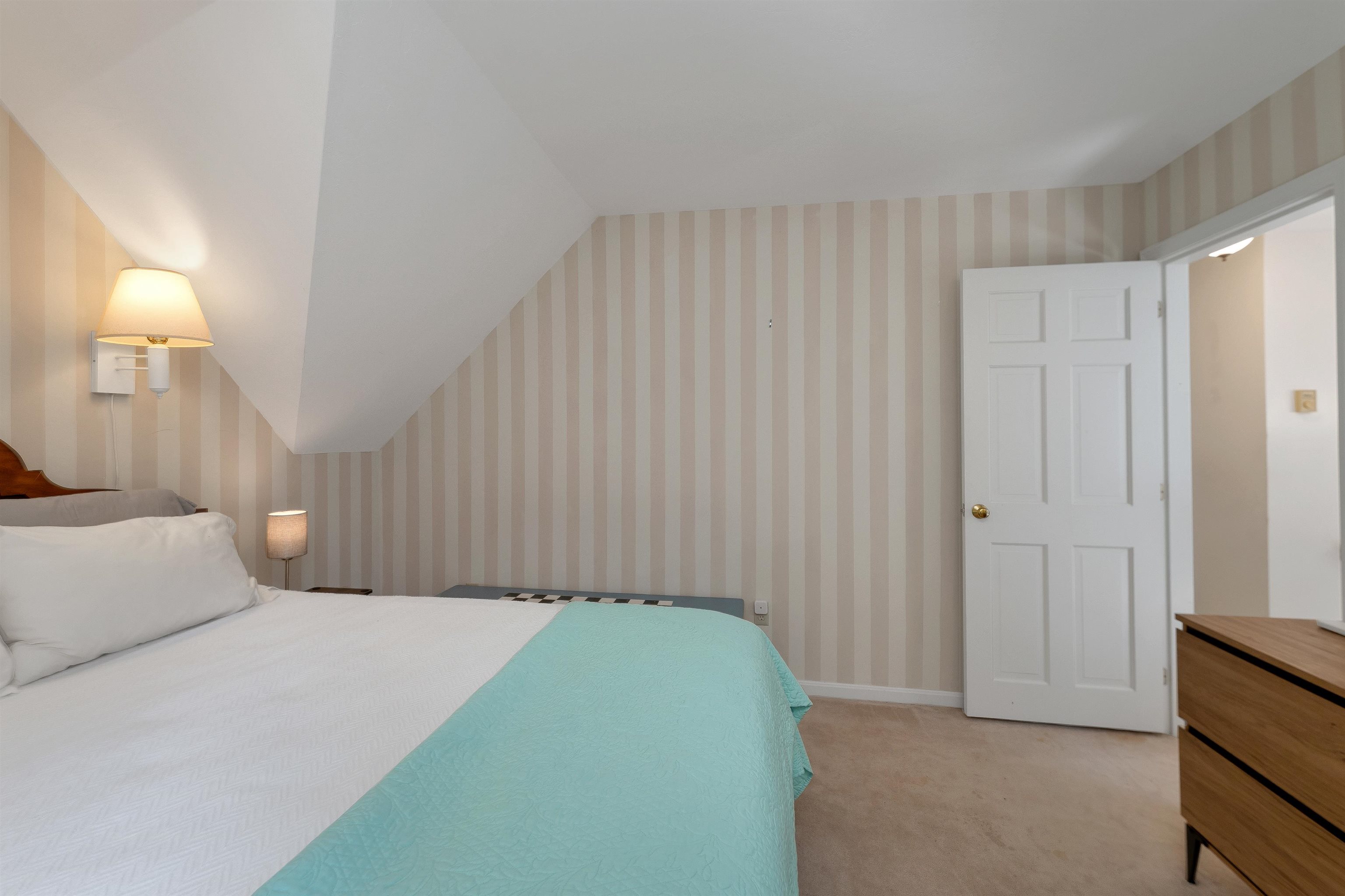 7 Windermere Road Unit: B