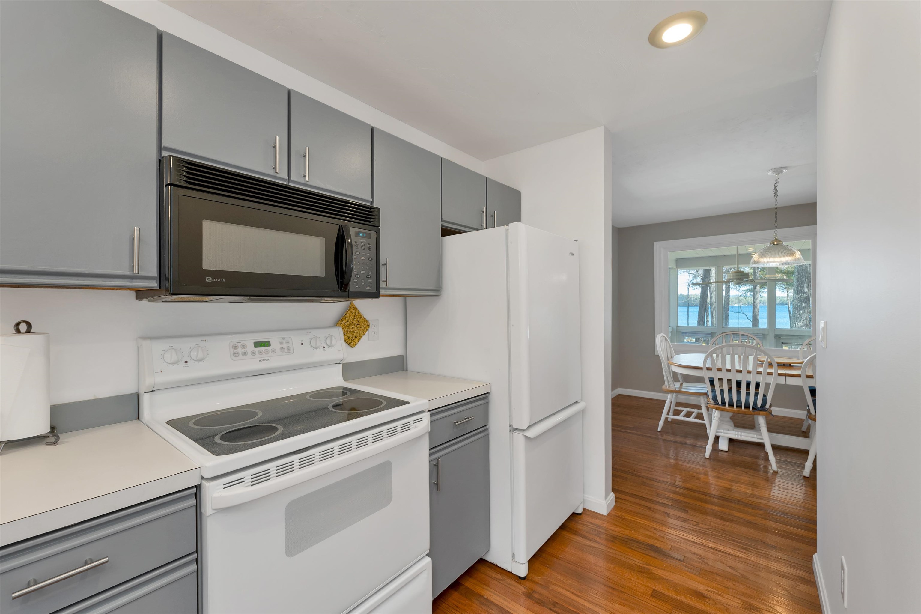 7 Windermere Road Unit: B