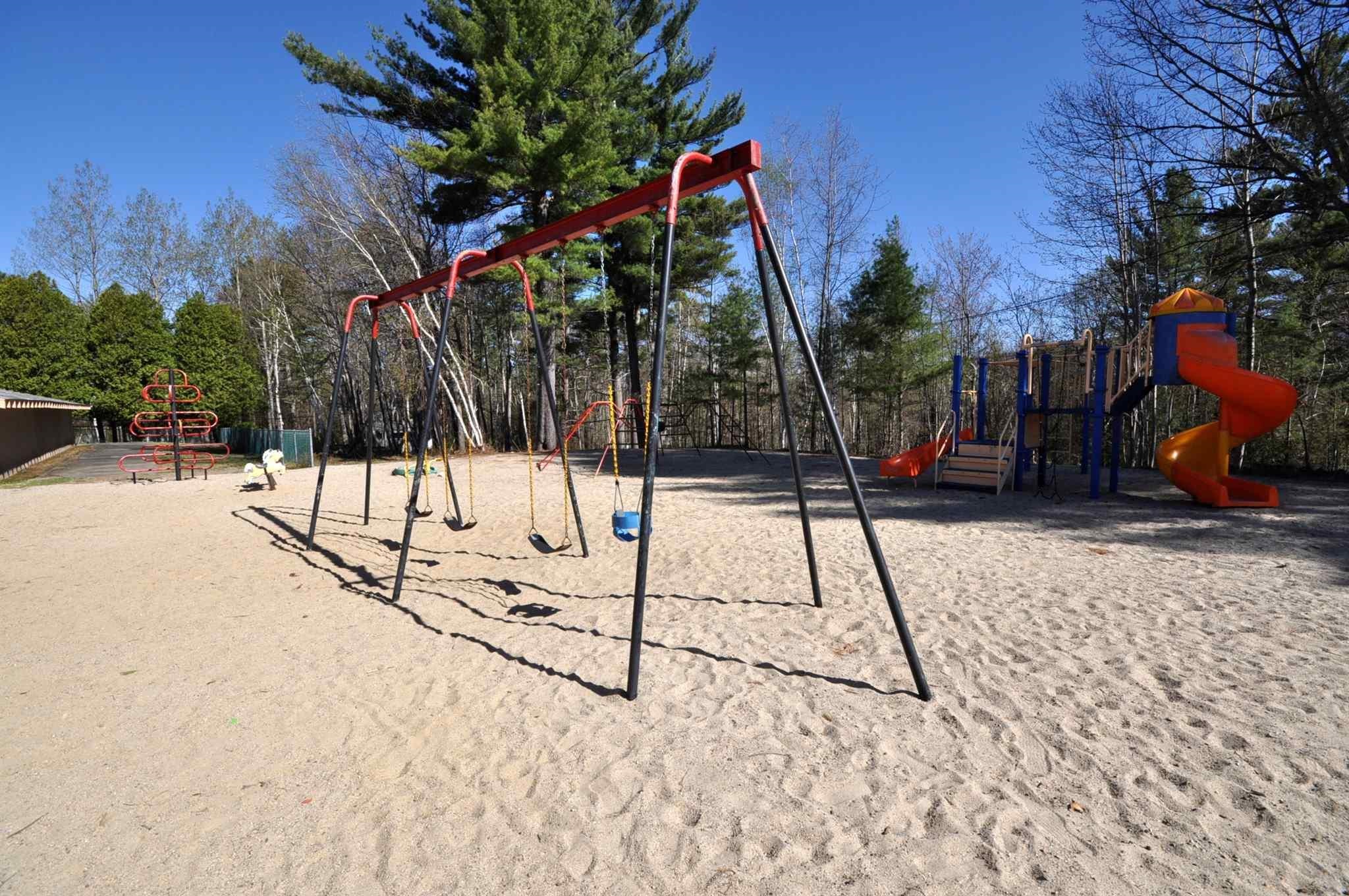 98 Wintersport Street