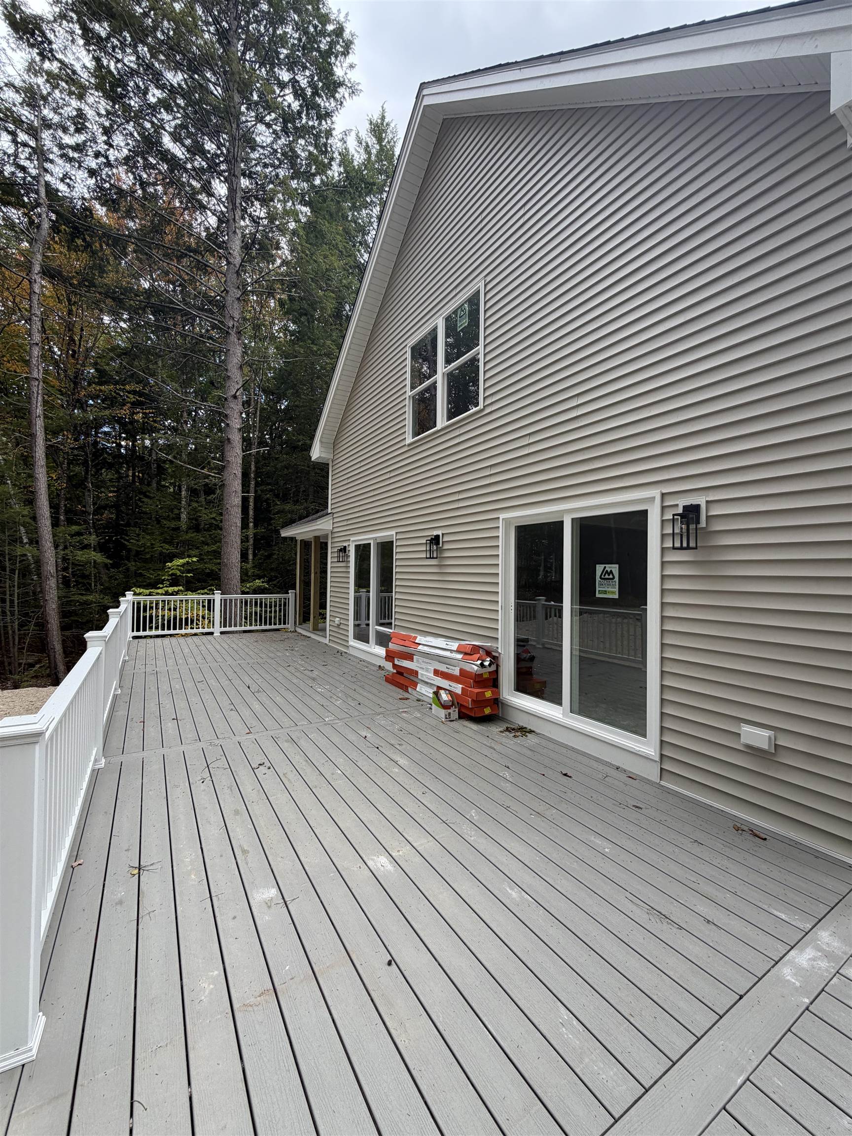 98 Wintersport Street