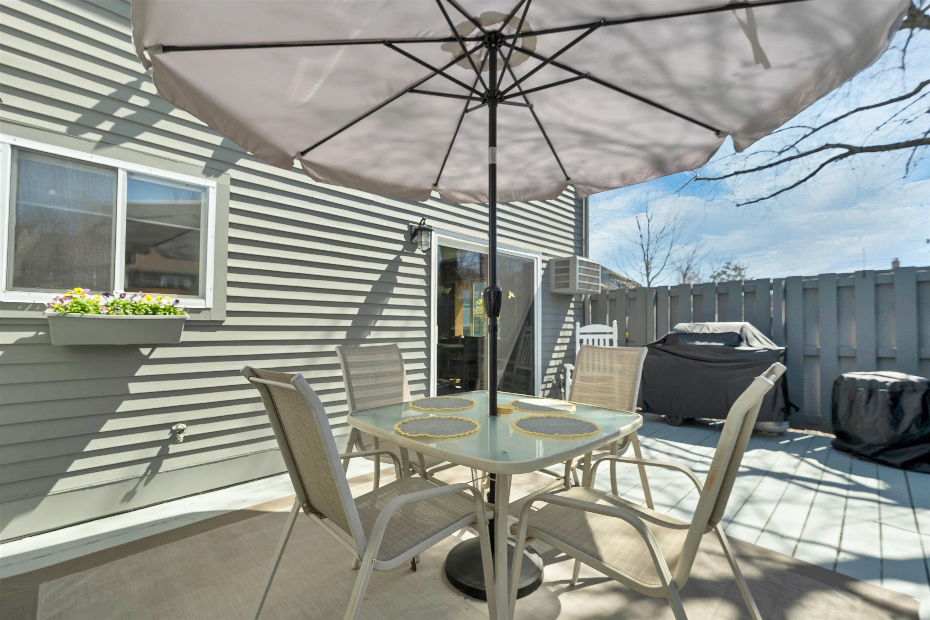 60 Weirs Road Unit: E1