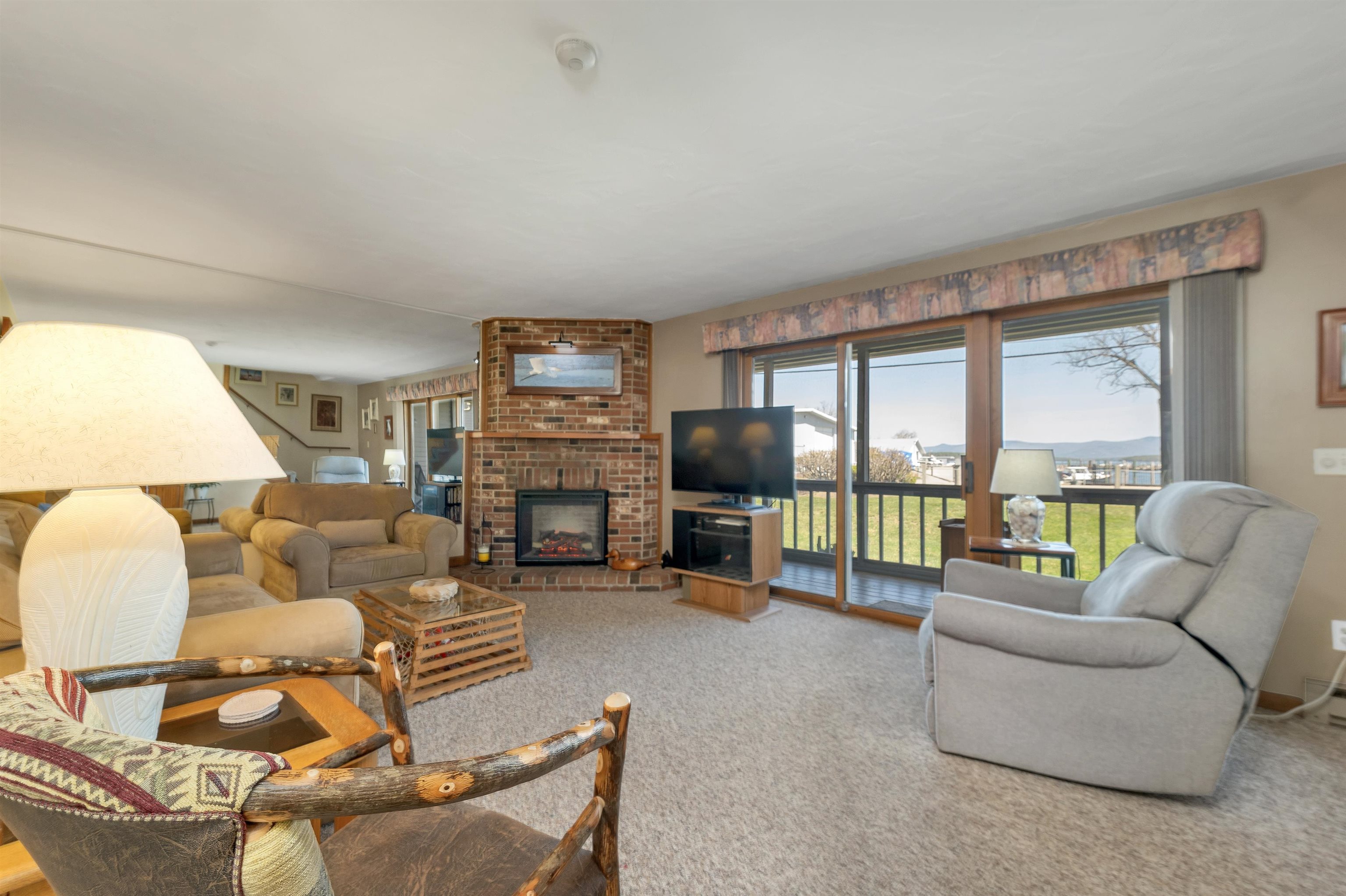 60 Weirs Road Unit: E1