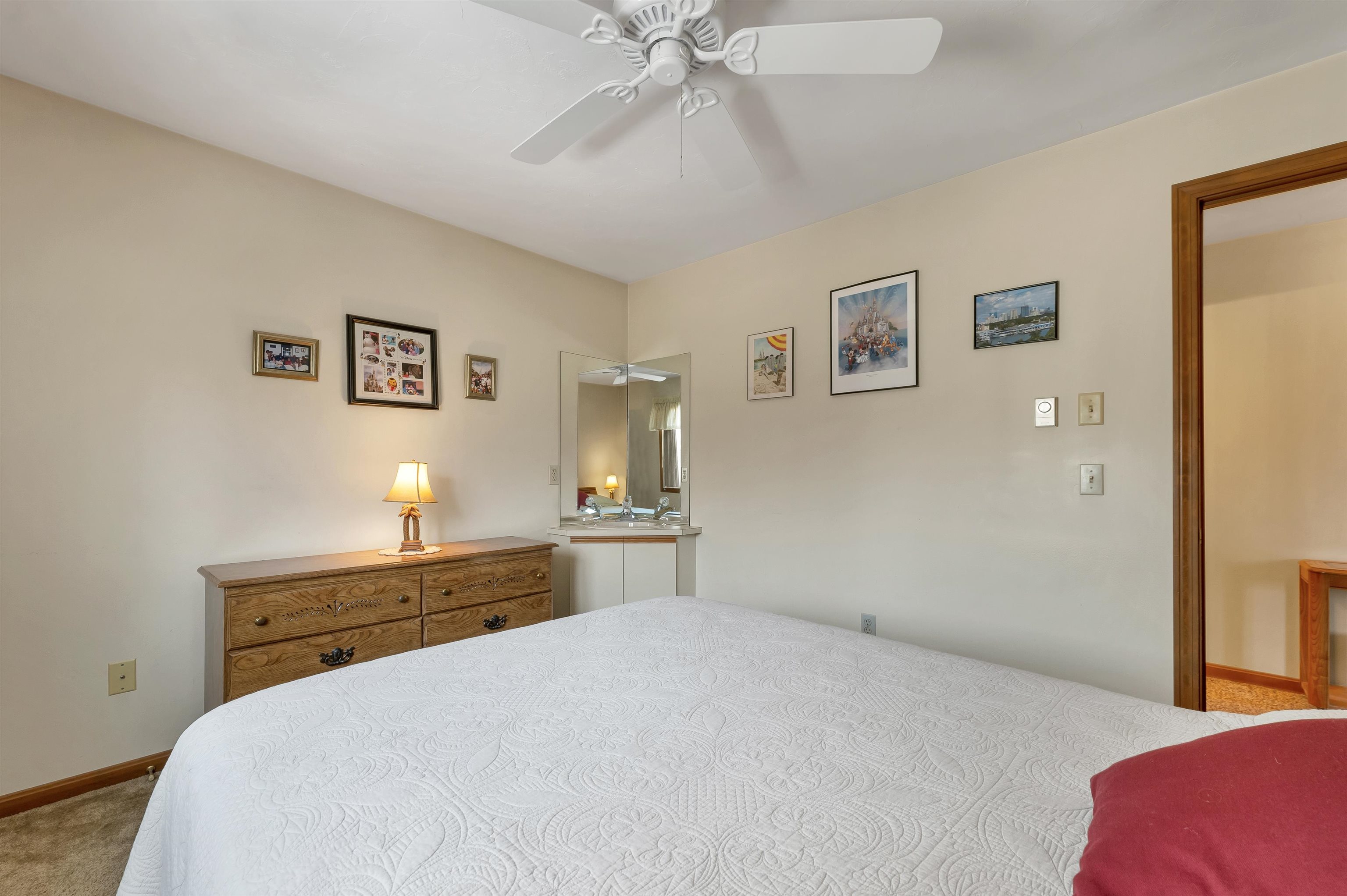 60 Weirs Road Unit: E1