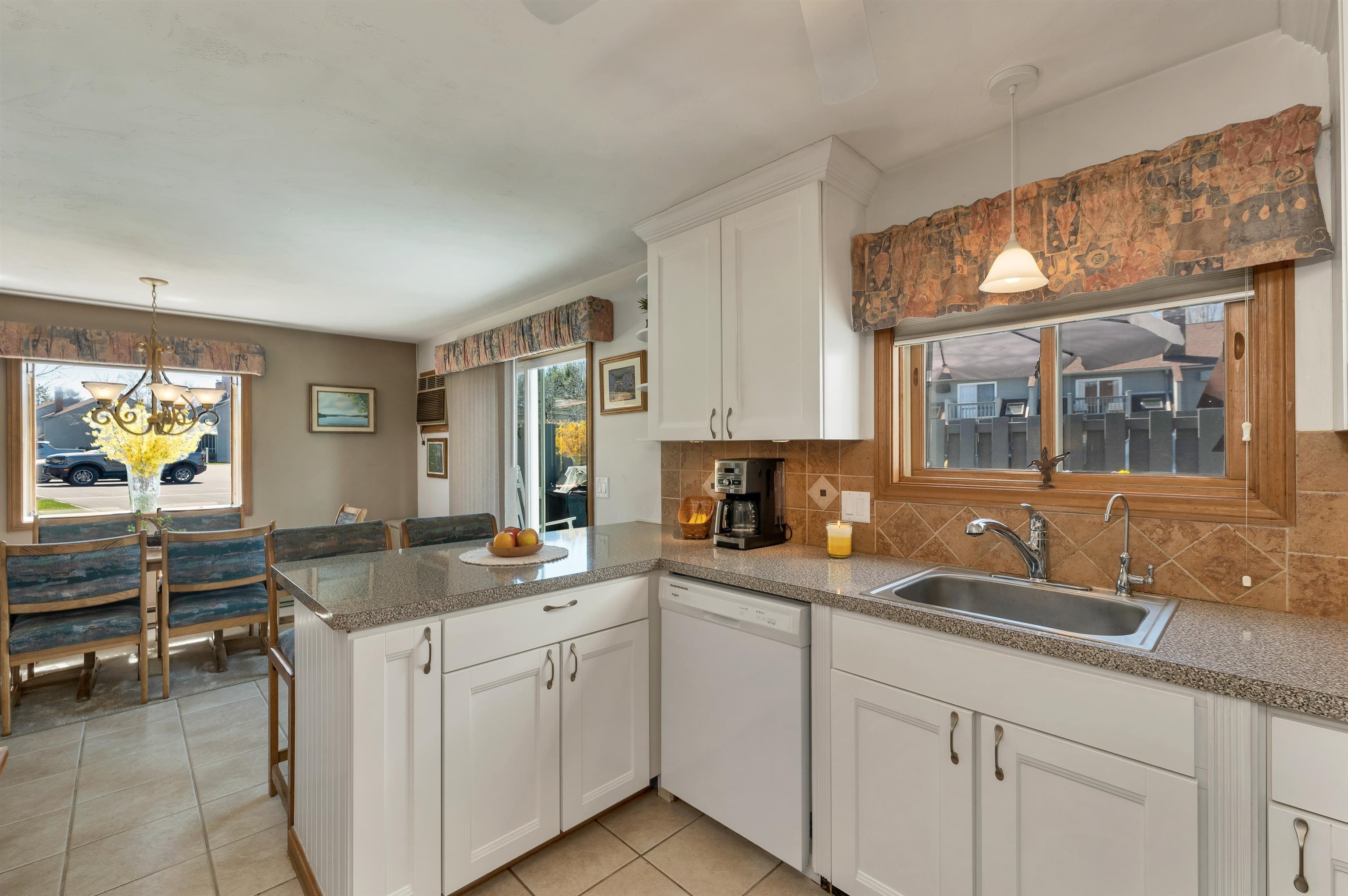 60 Weirs Road Unit: E1