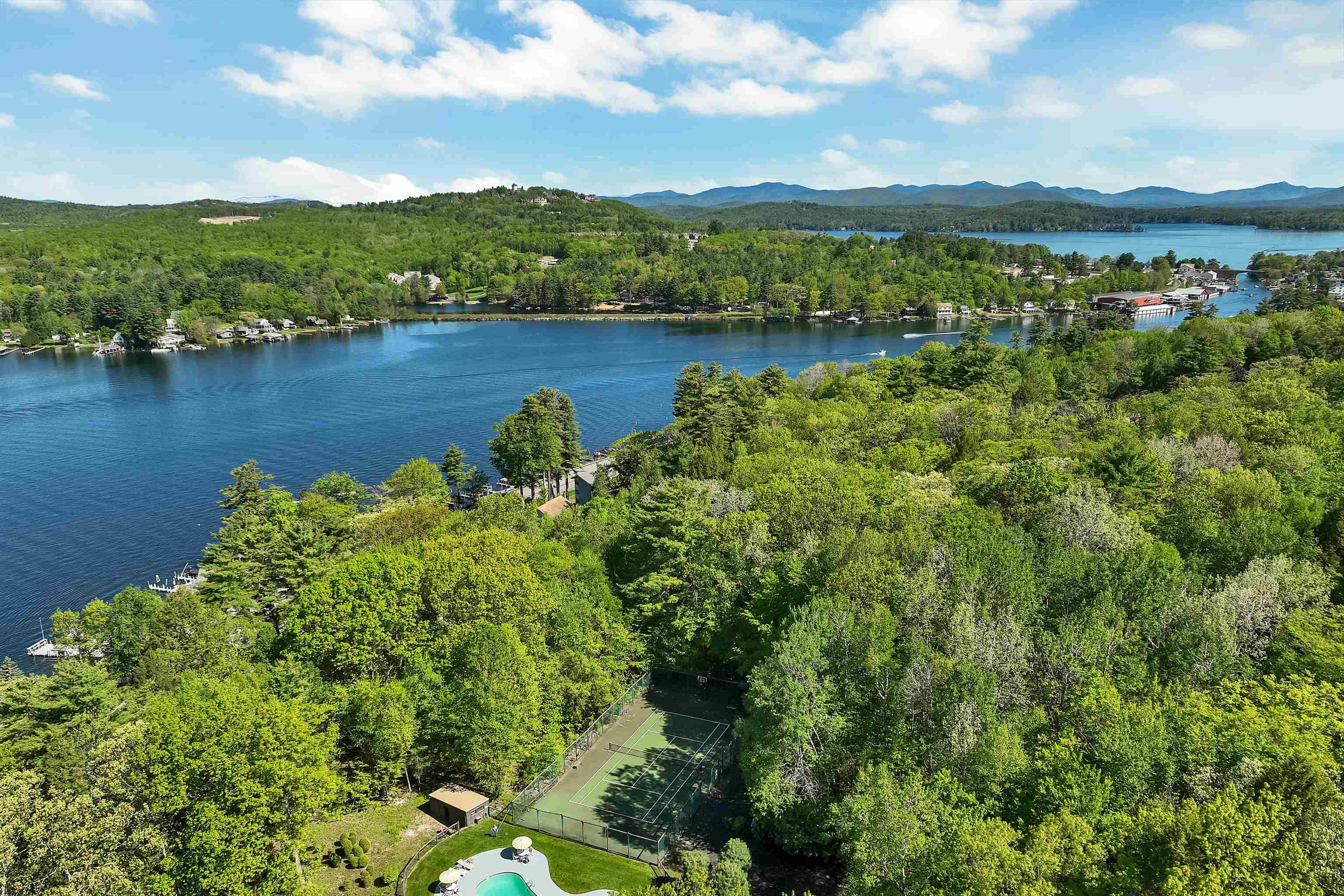 883 Weirs Boulevard Unit: 7