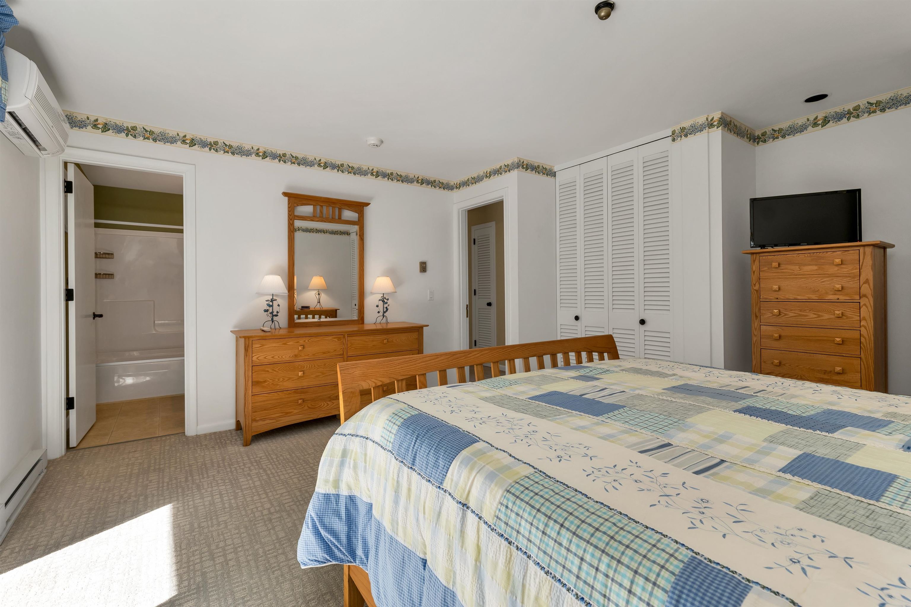 883 Weirs Boulevard Unit: 7