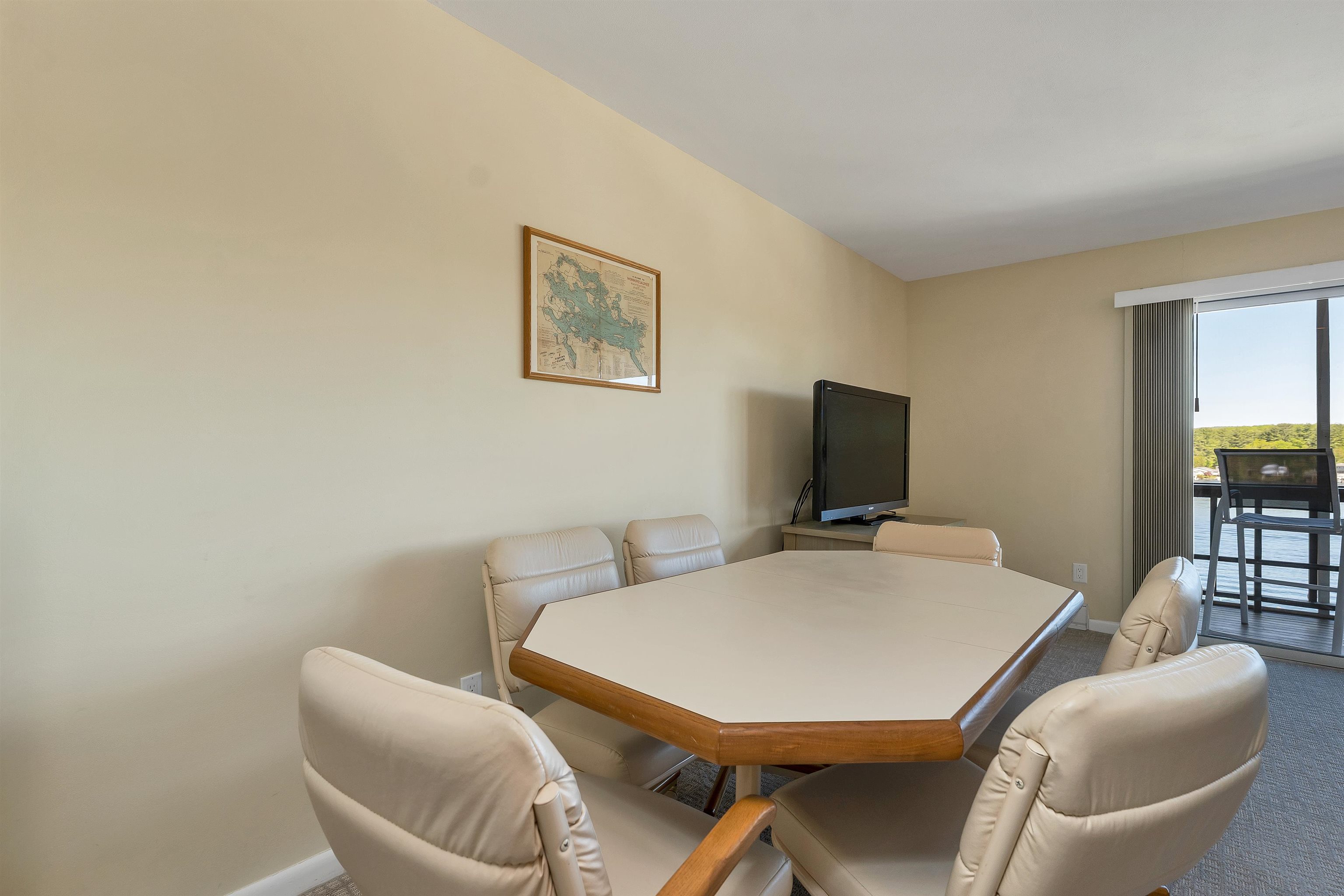 883 Weirs Boulevard Unit: 7