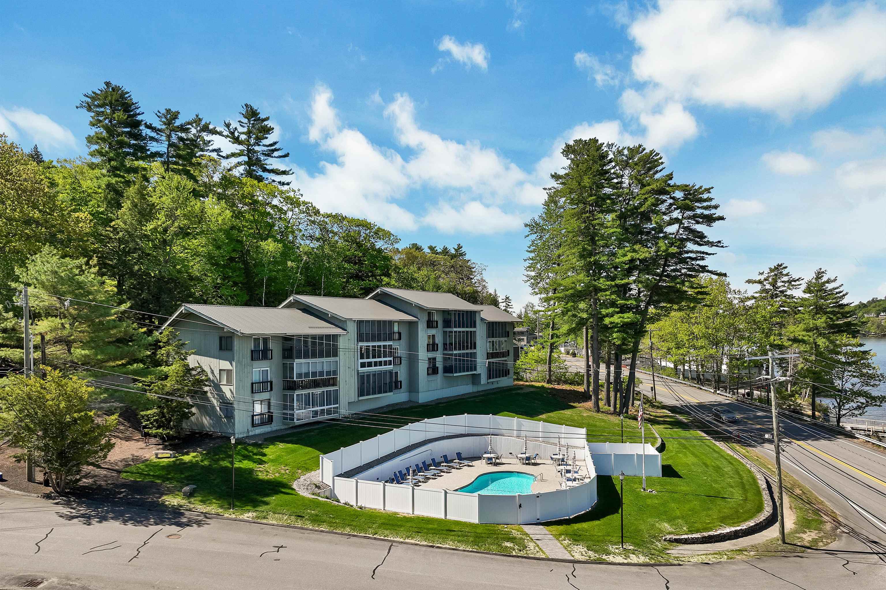 883 Weirs Boulevard Unit: 7