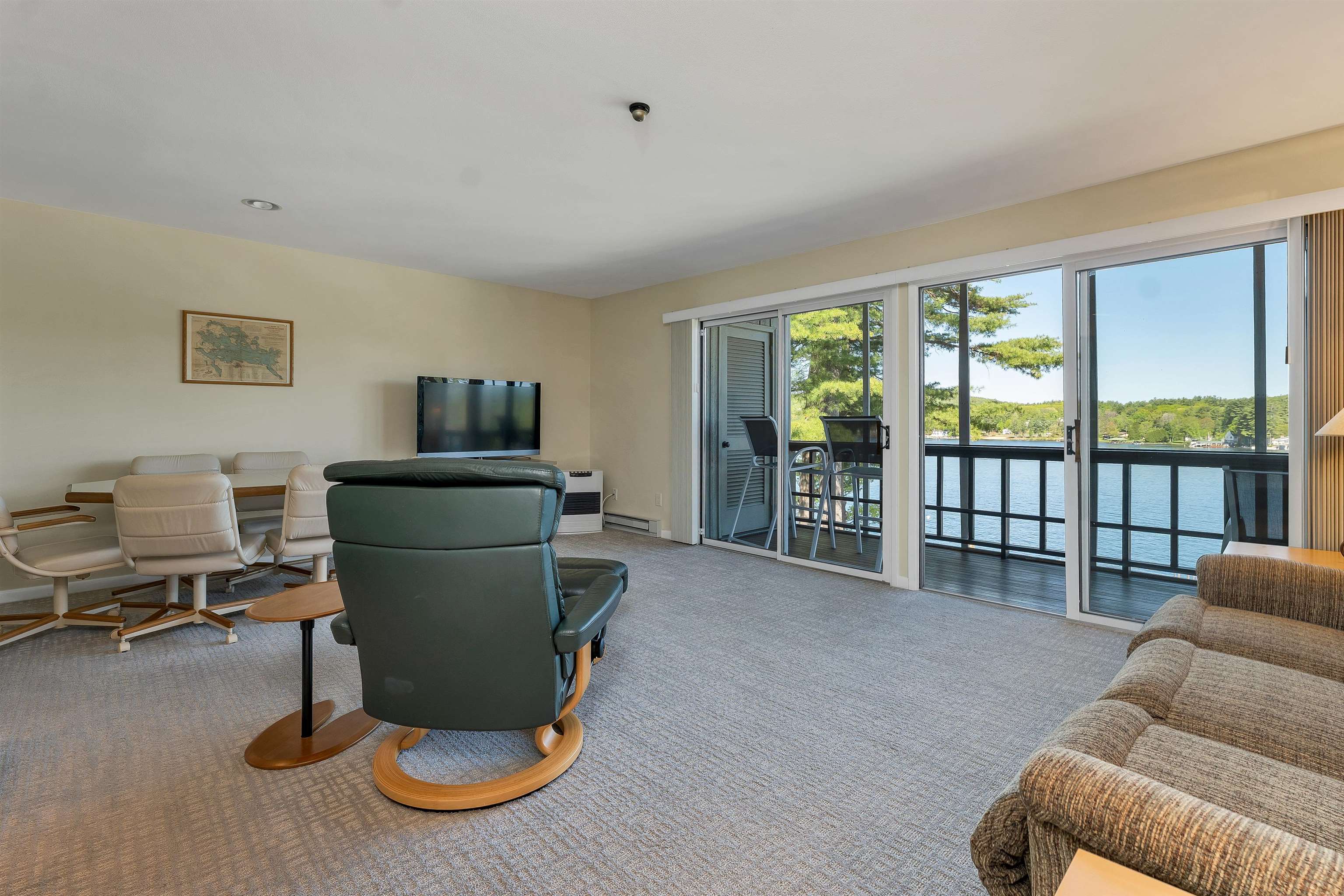 883 Weirs Boulevard Unit: 7
