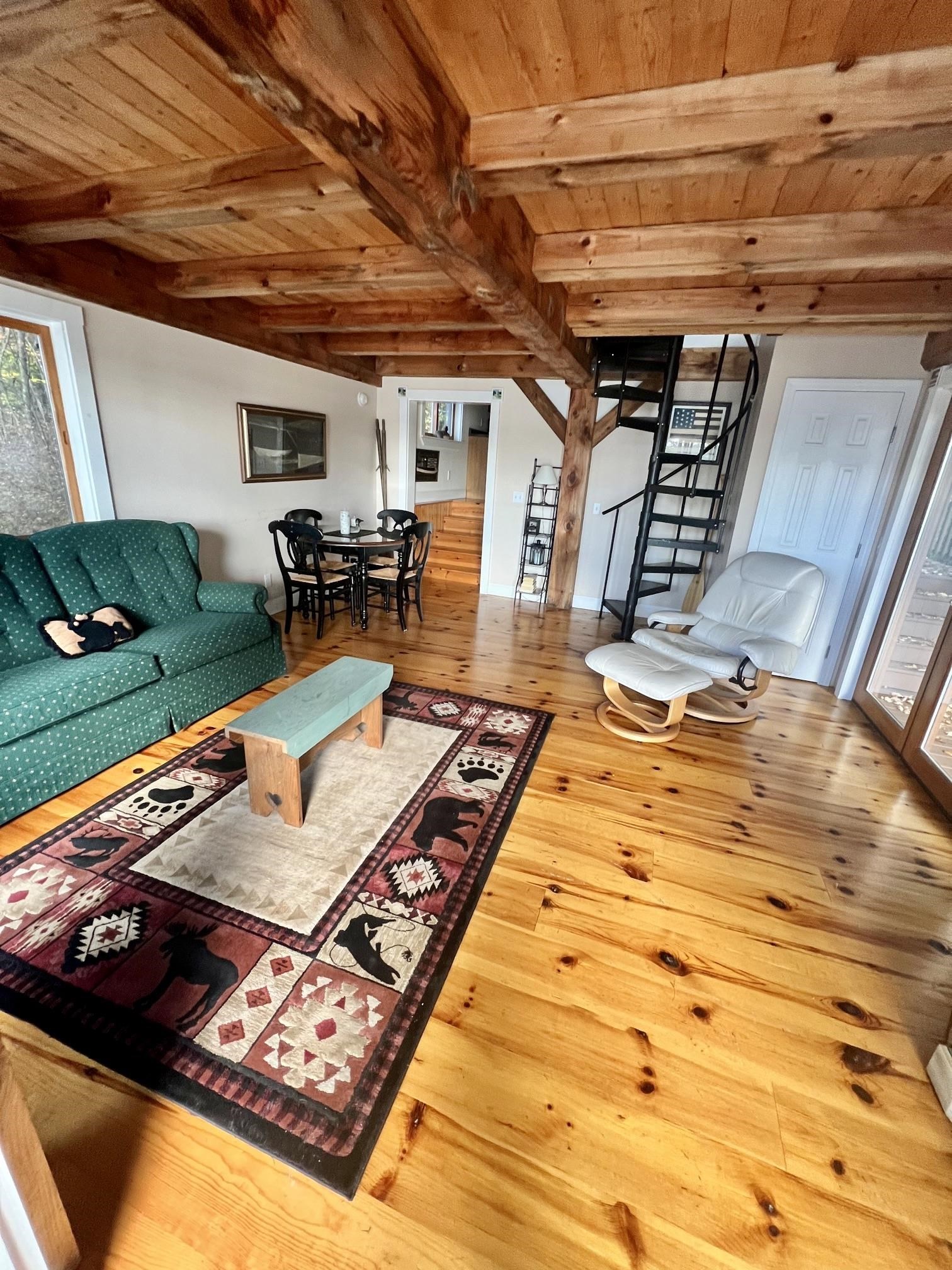 27 Pitchwood Island