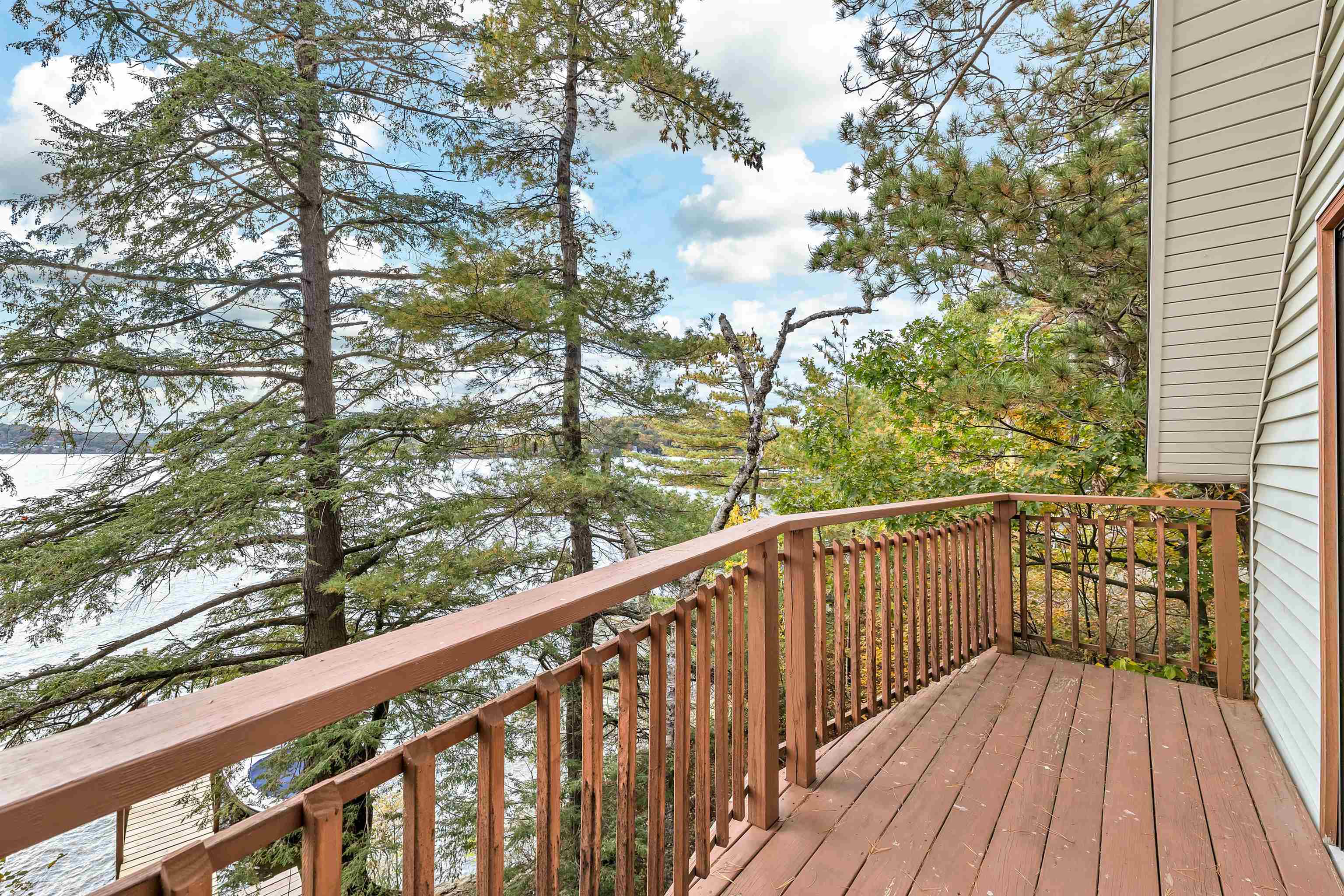 27 Pitchwood Island