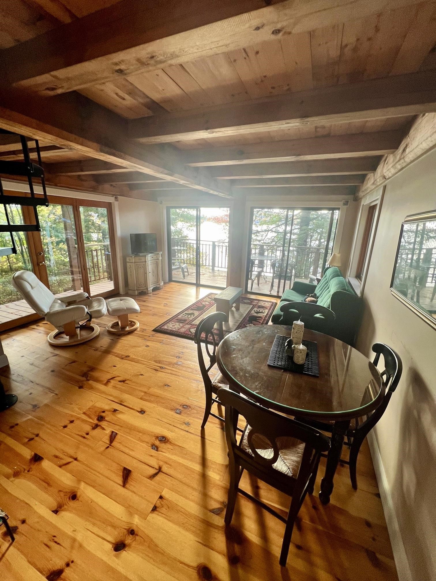 27 Pitchwood Island