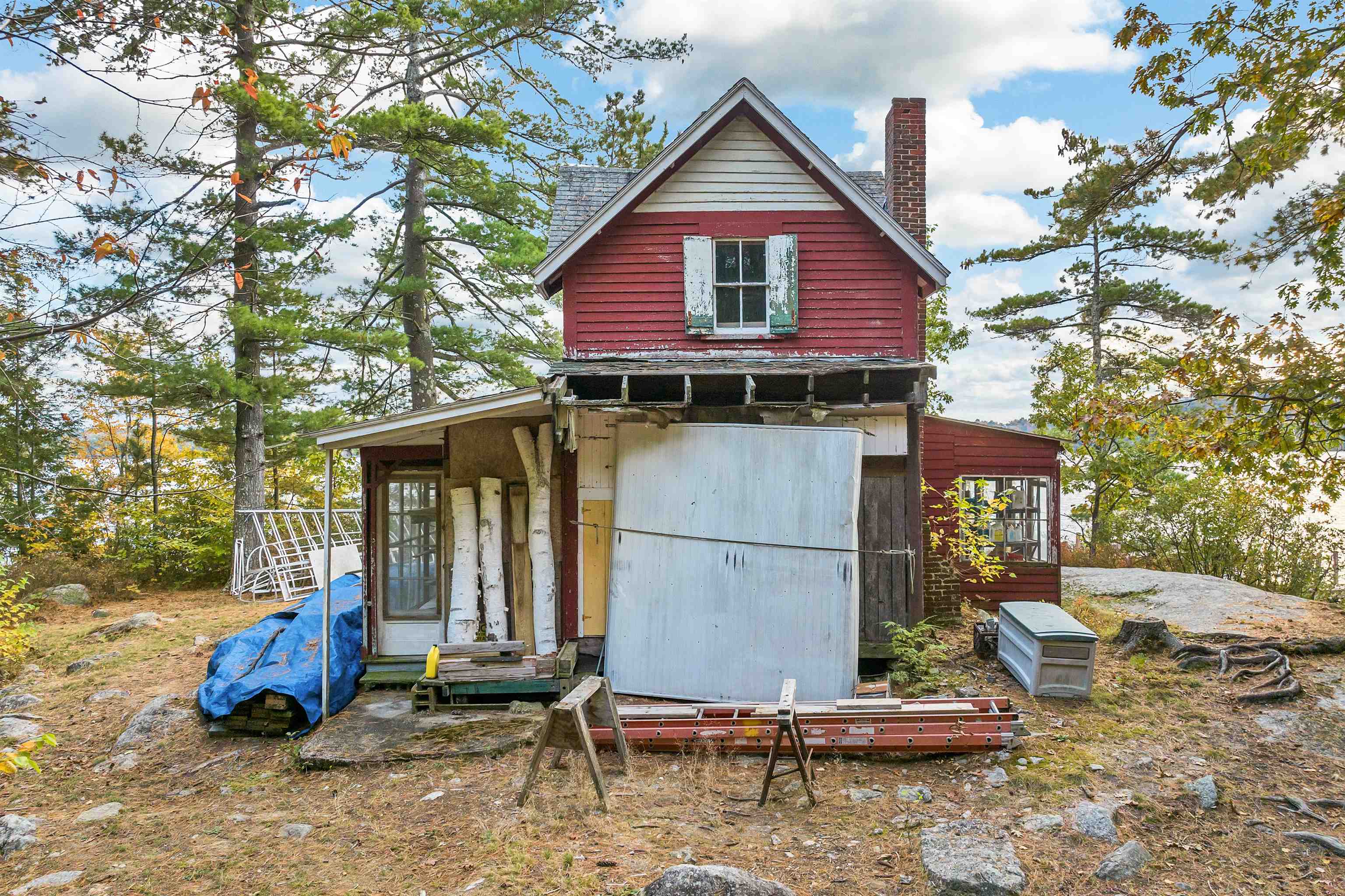 27 Pitchwood Island