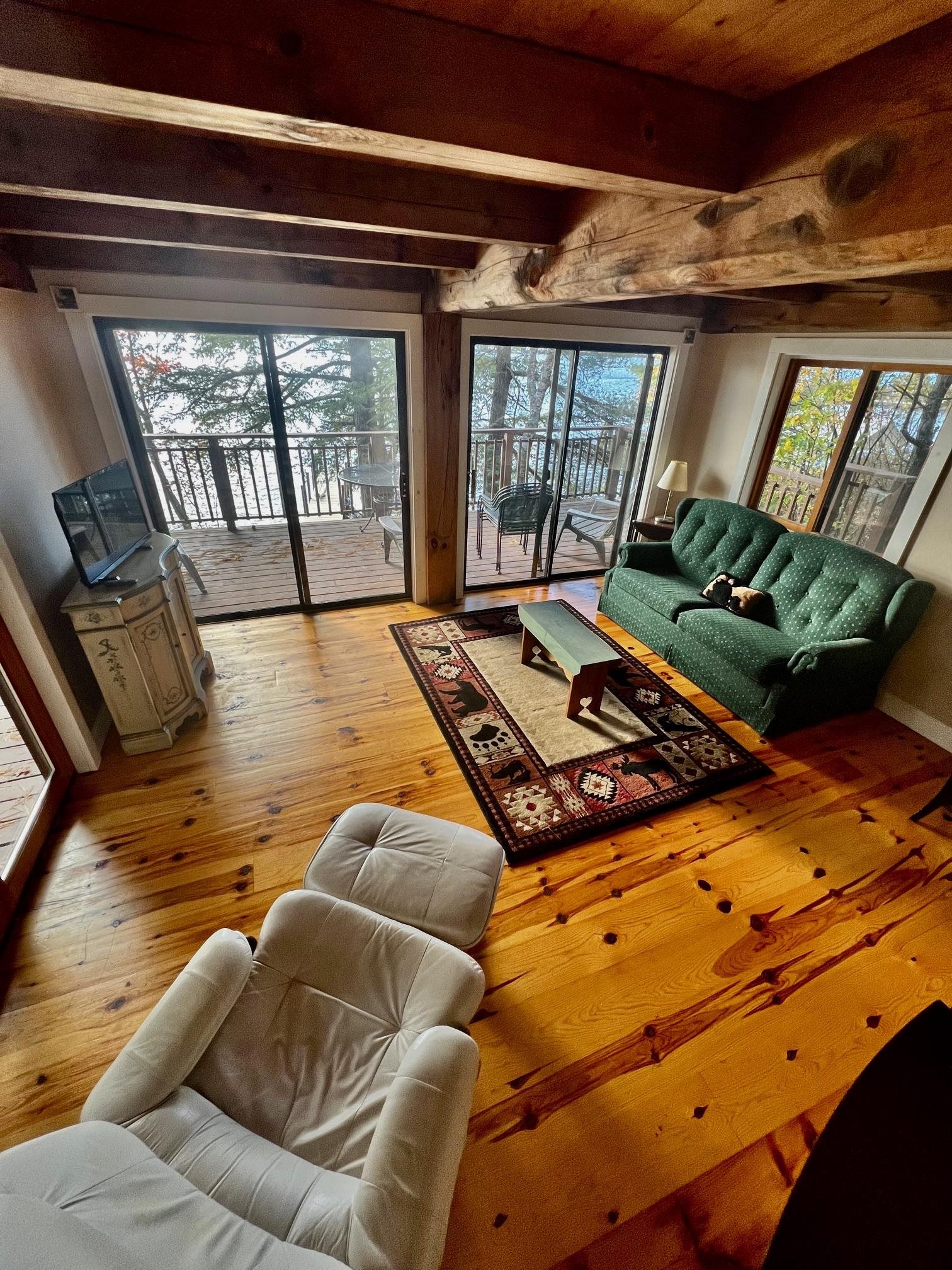 27 Pitchwood Island