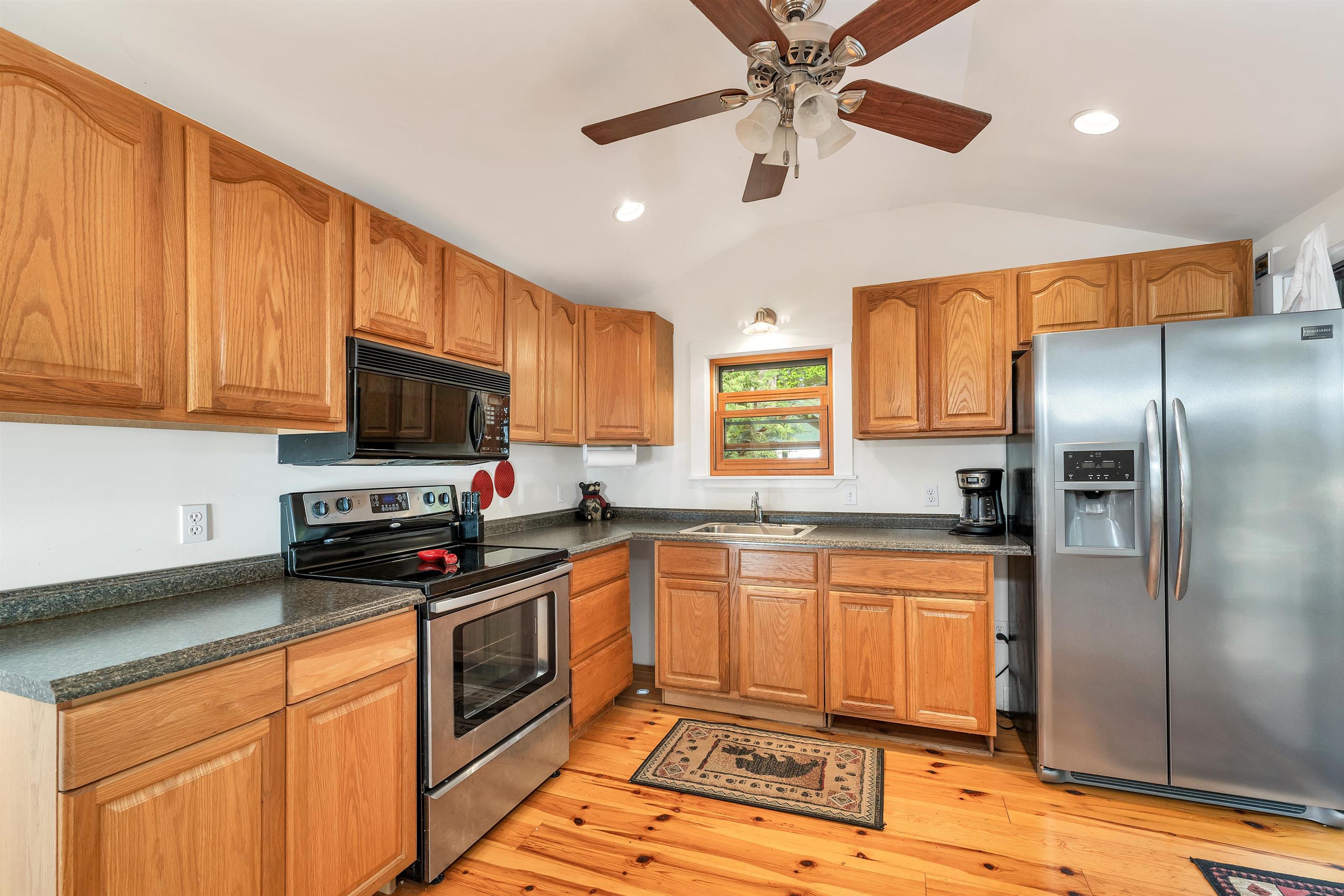27 Pitchwood Island
