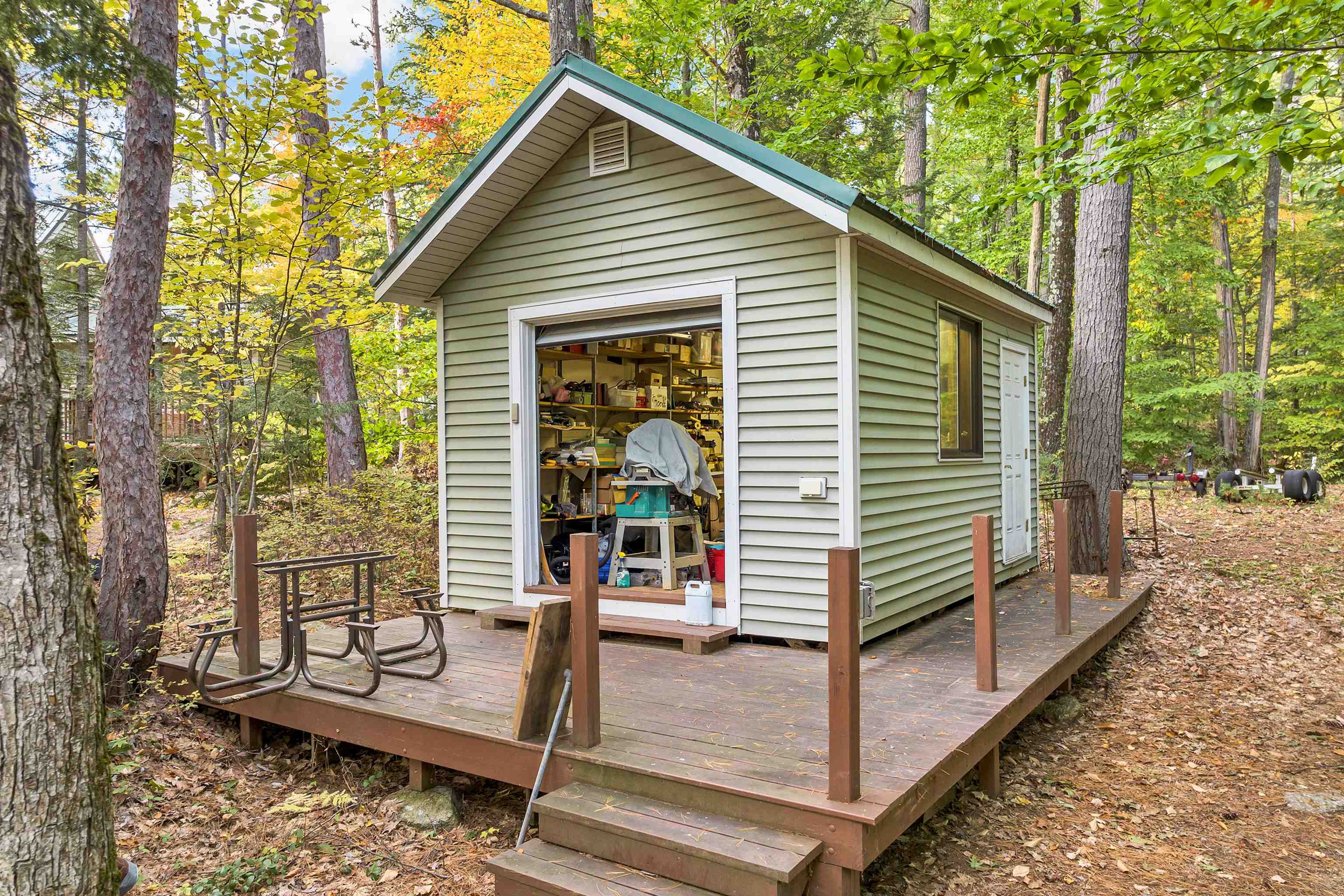 27 Pitchwood Island