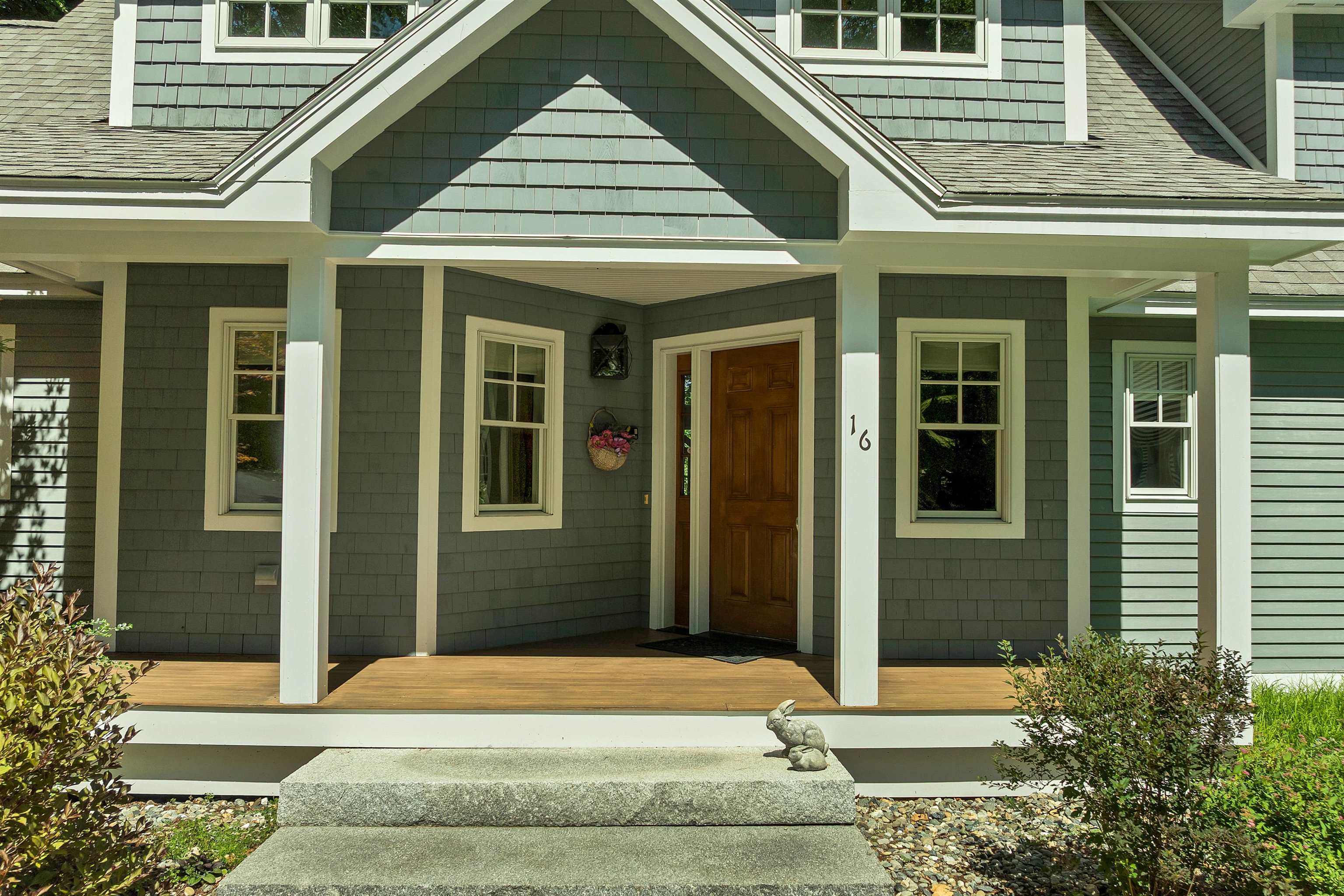 16 Crosswinds Drive