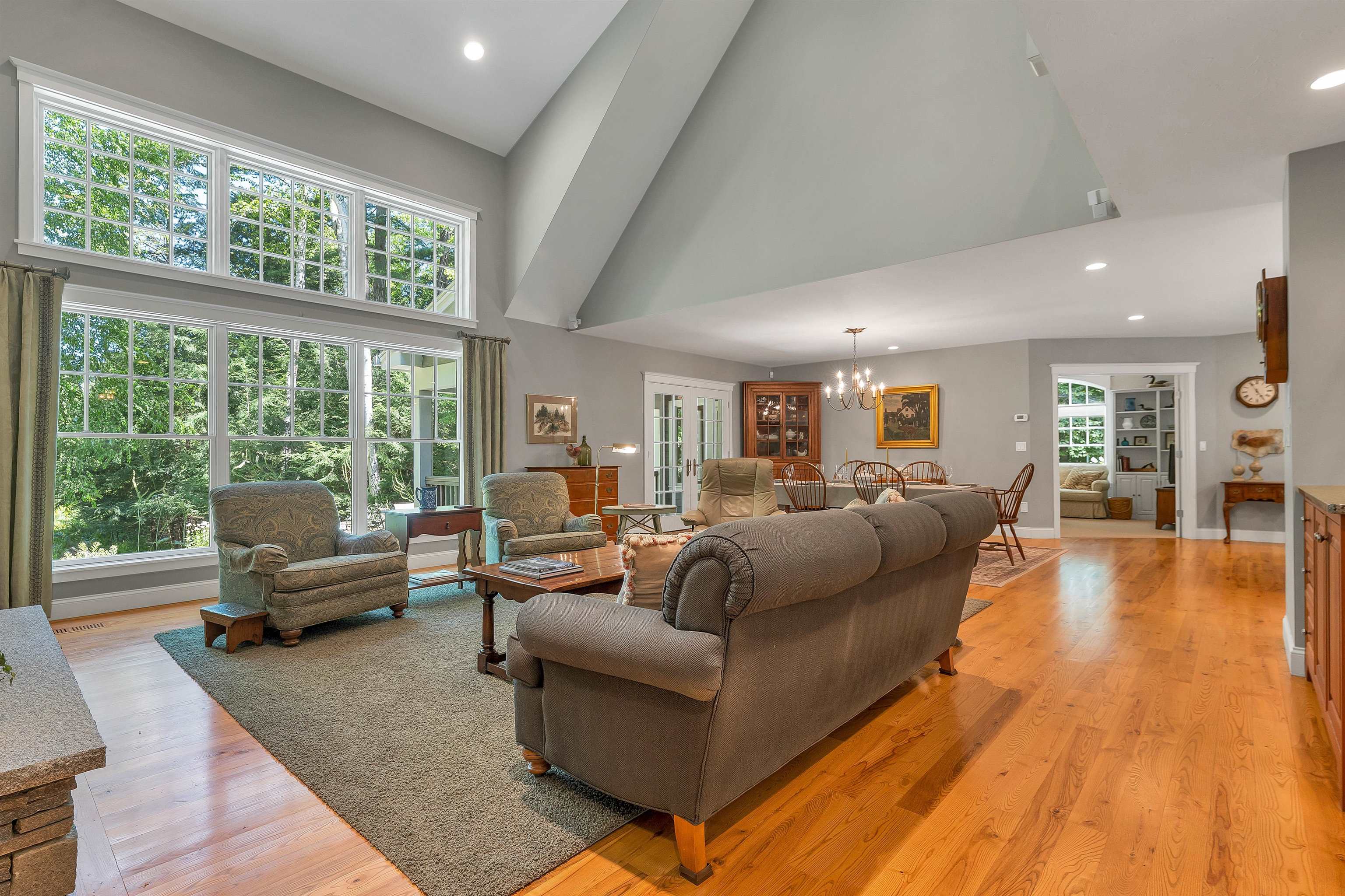 16 Crosswinds Drive