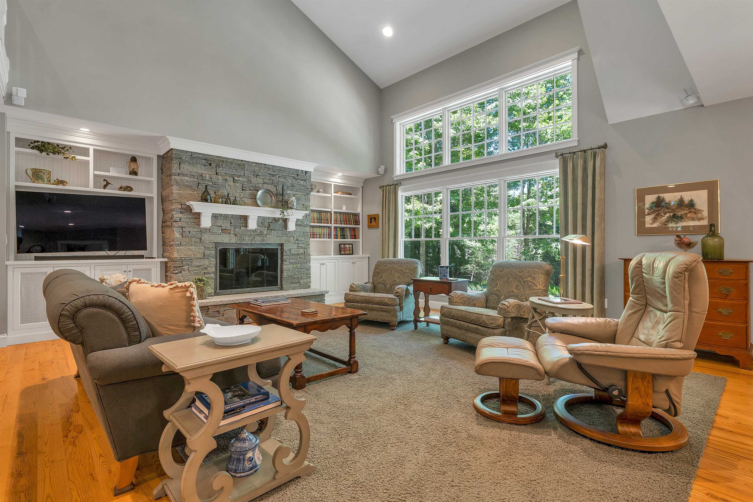 16 Crosswinds Drive
