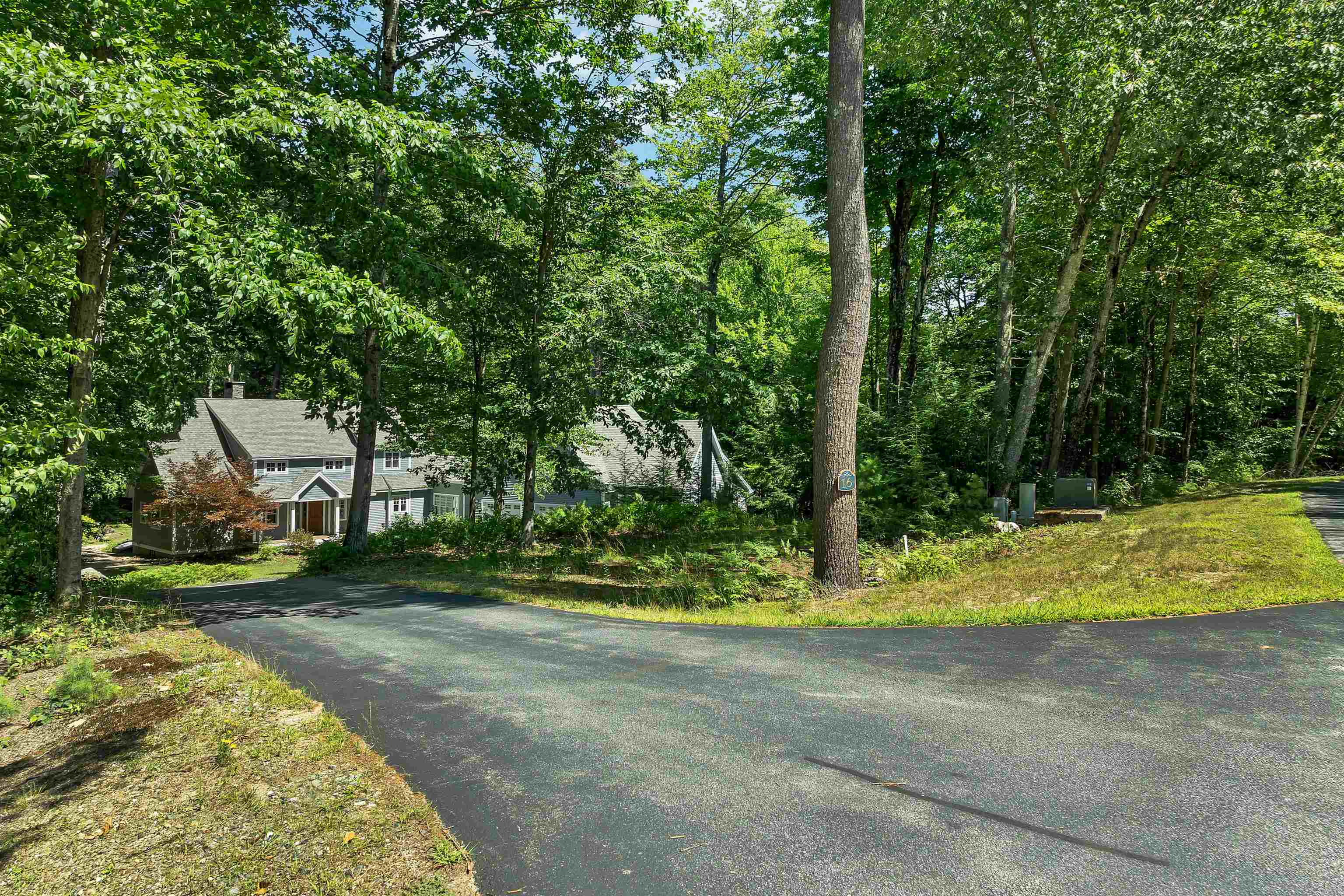 16 Crosswinds Drive