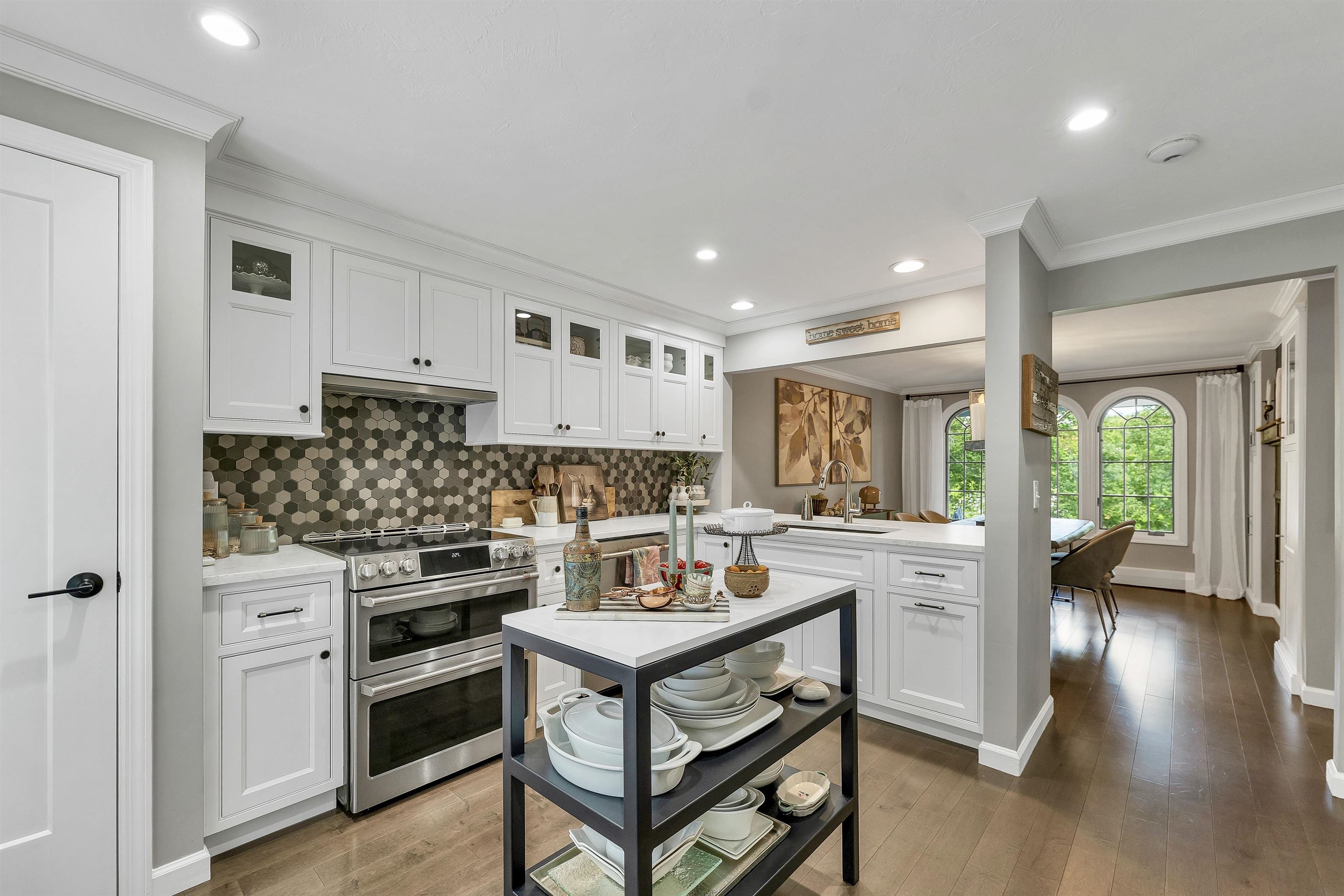 19 Hawk Ridge Road