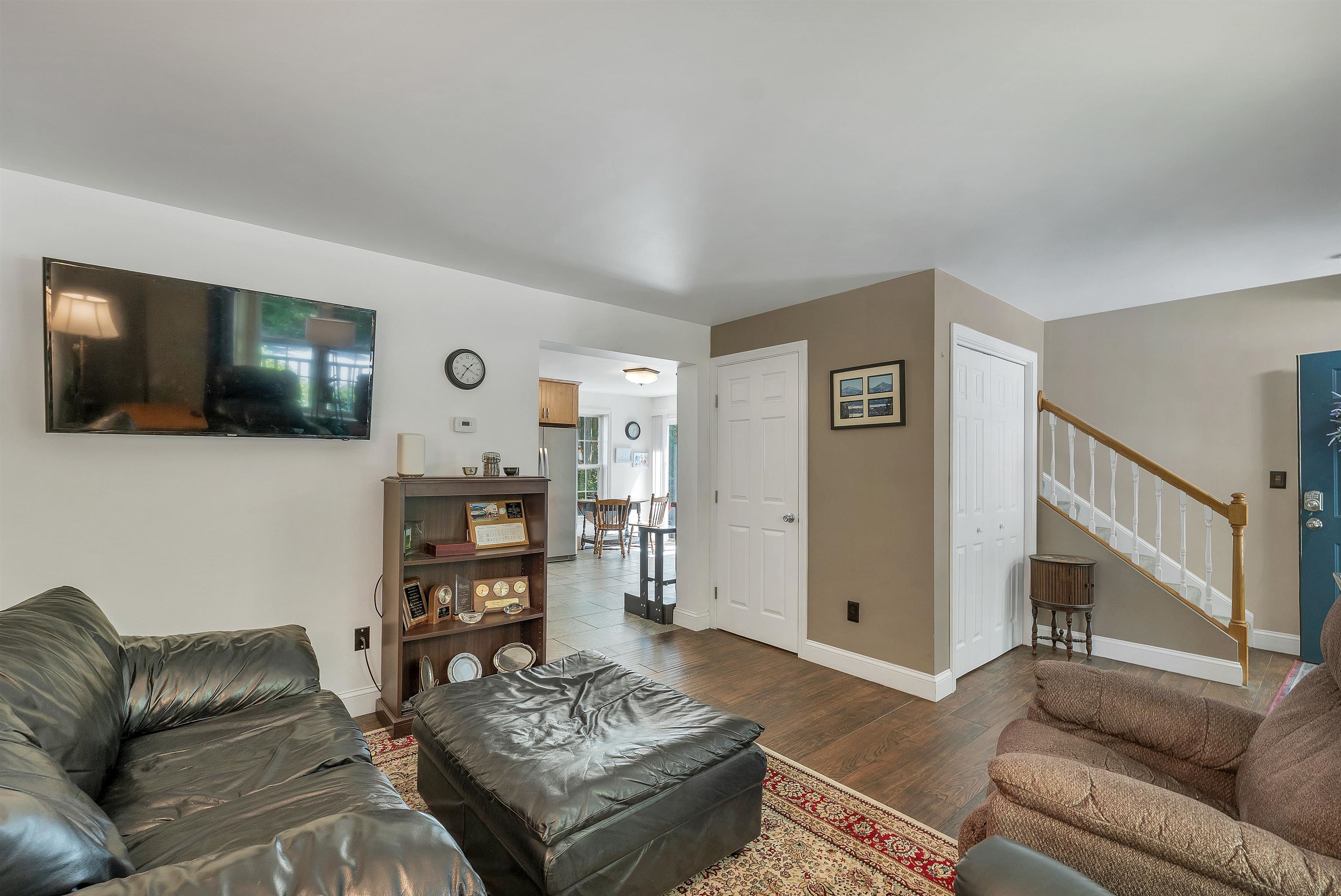 8 Mulberry Hill Road Unit: B