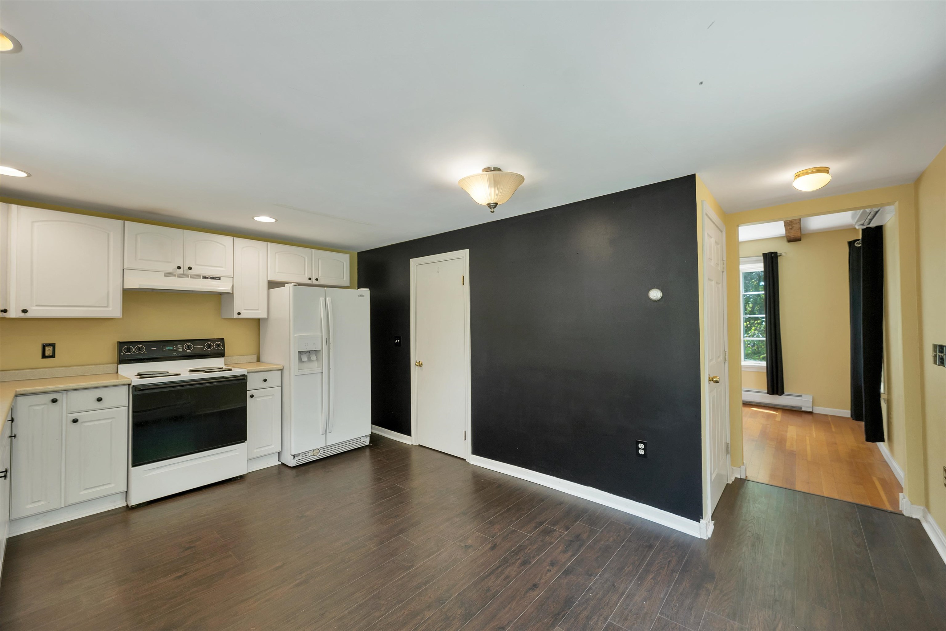 15 Leavitt Road