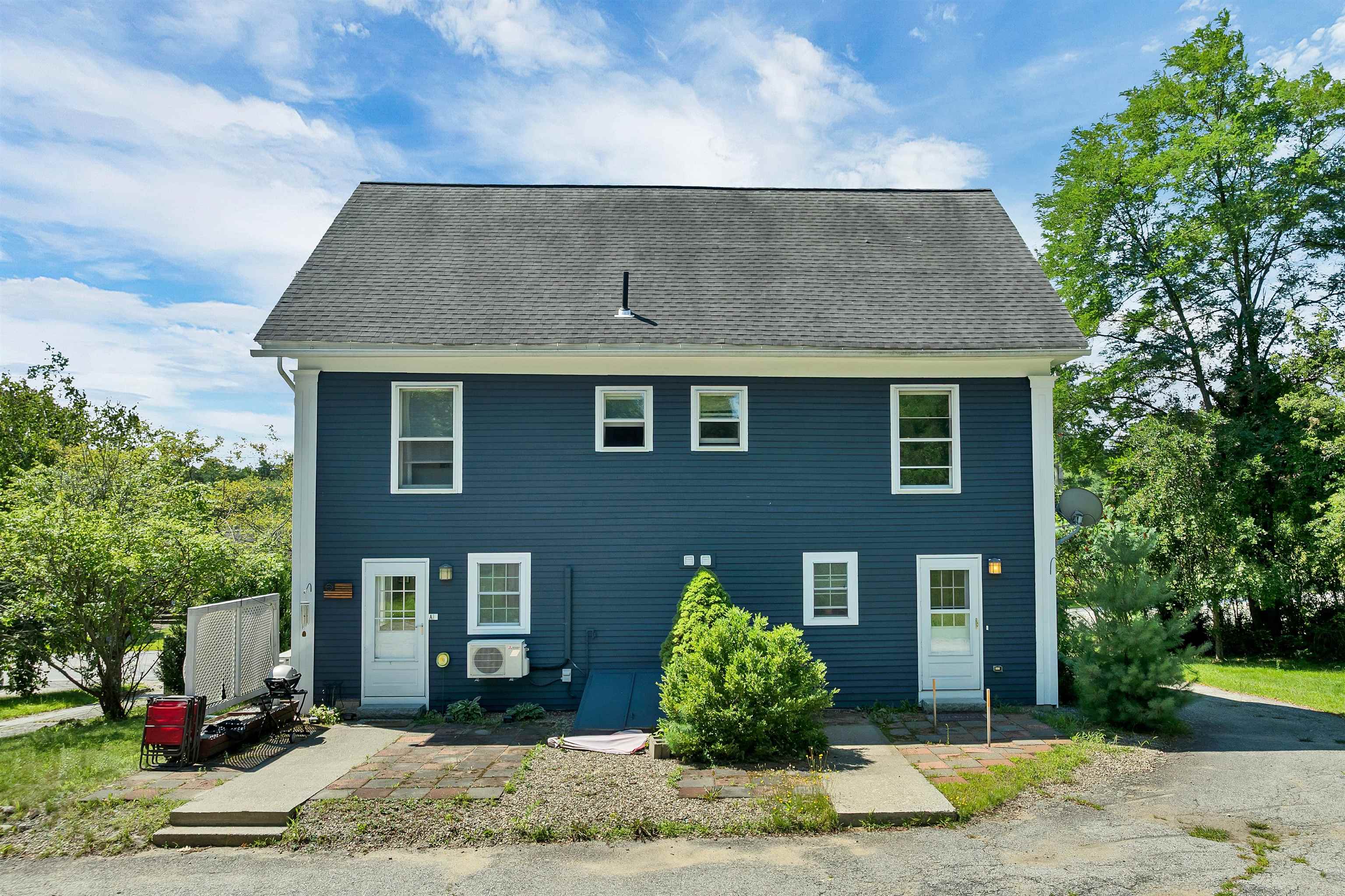 15 Leavitt Road