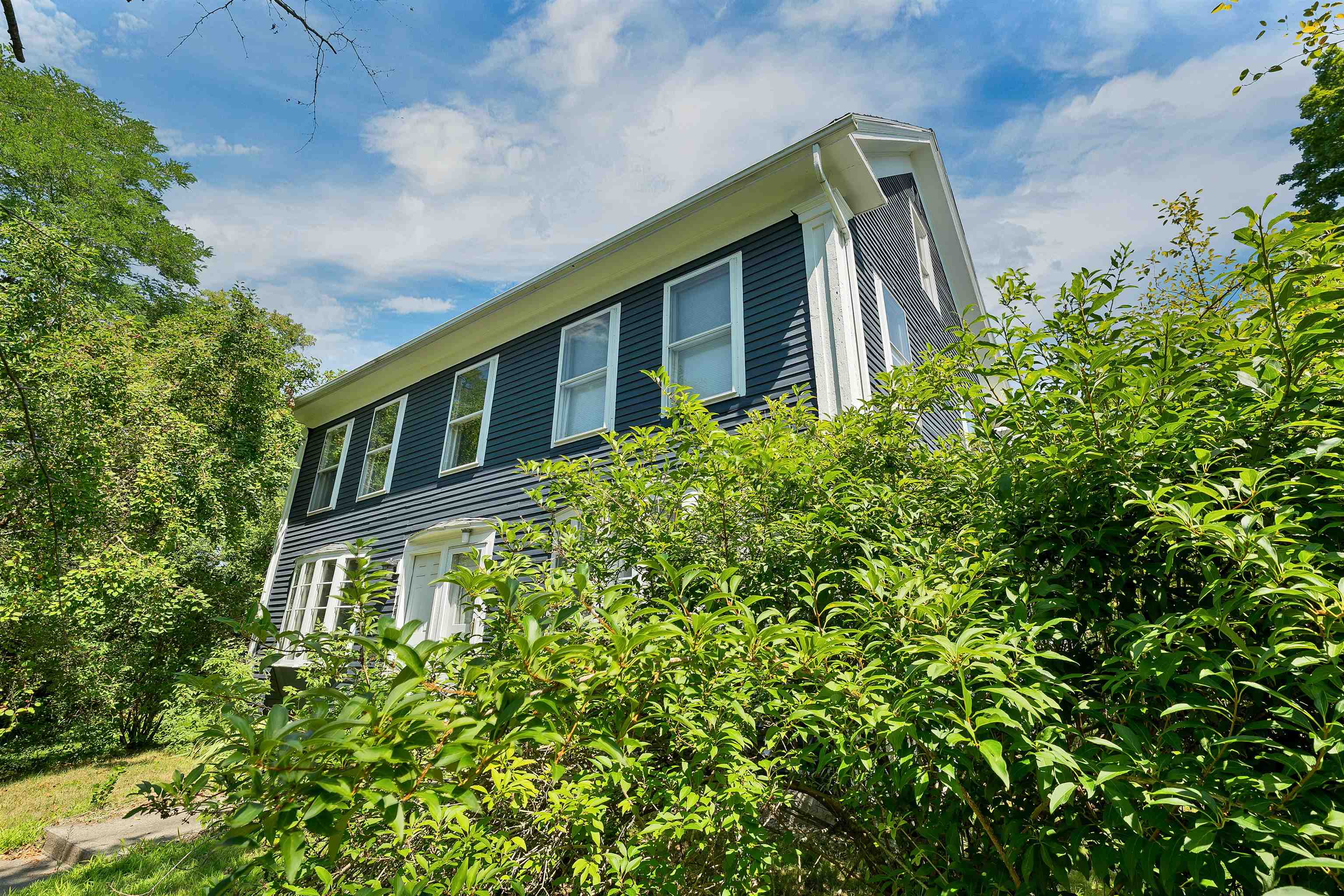 15 Leavitt Road