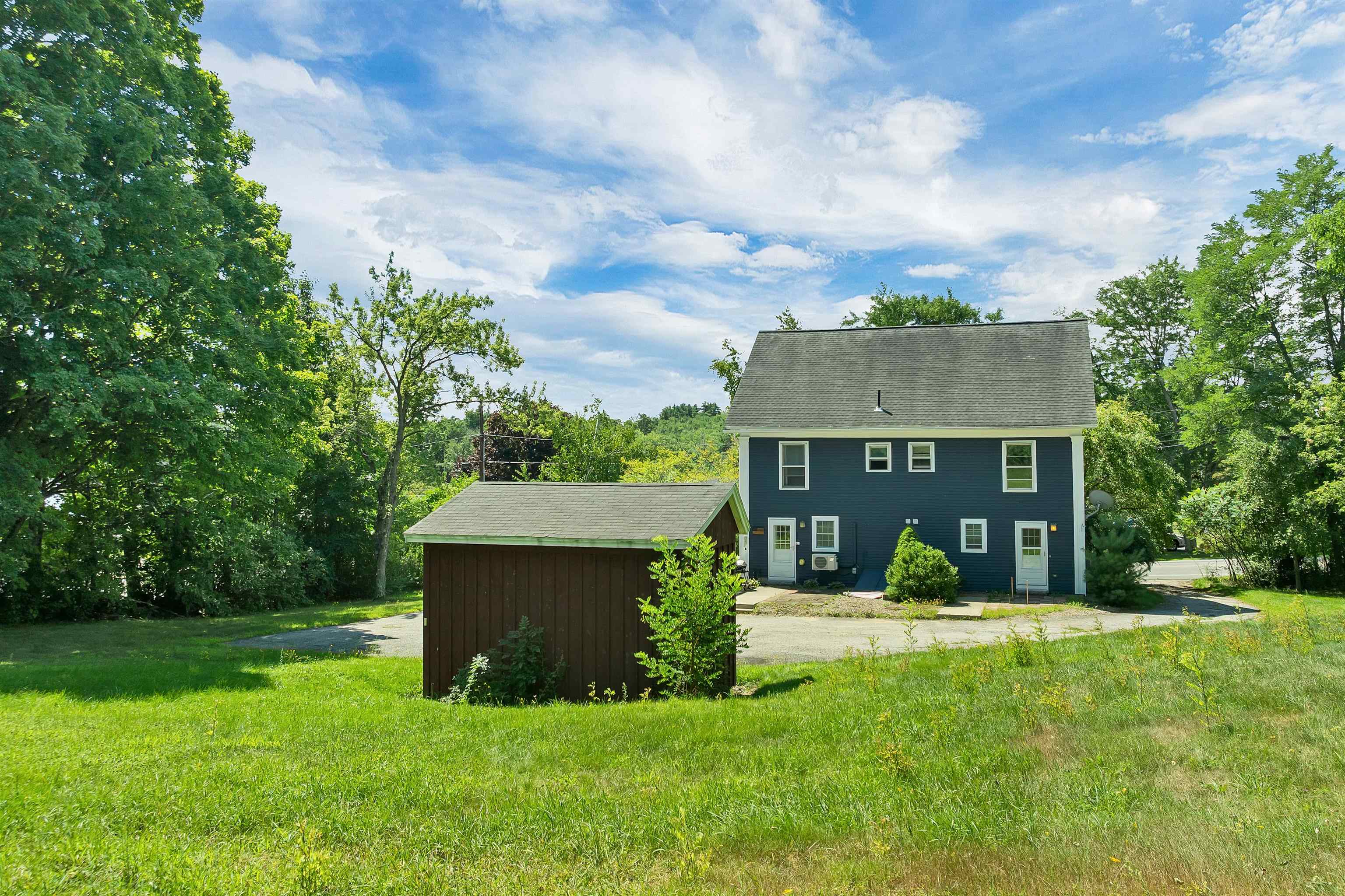 15 Leavitt Road